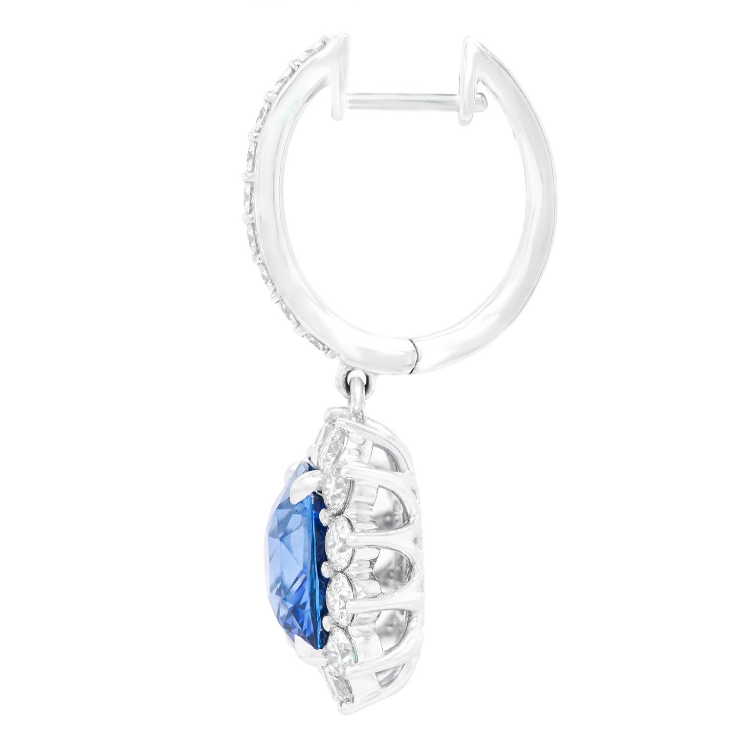 Elegant 10.50 Carats Sapphire and Diamond Drop Earrings Platinum 3