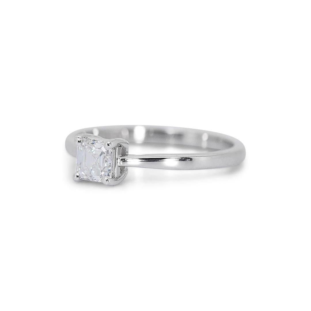 Eleganza di un doppio eccellente anello solitario di diamanti a taglio ideale da 1,07 carati in oro bianco 18 carati - Certificato GIA

Celebra l'eleganza con questo affascinante anello solitario in oro bianco 18 carati, con un magnifico diamante a