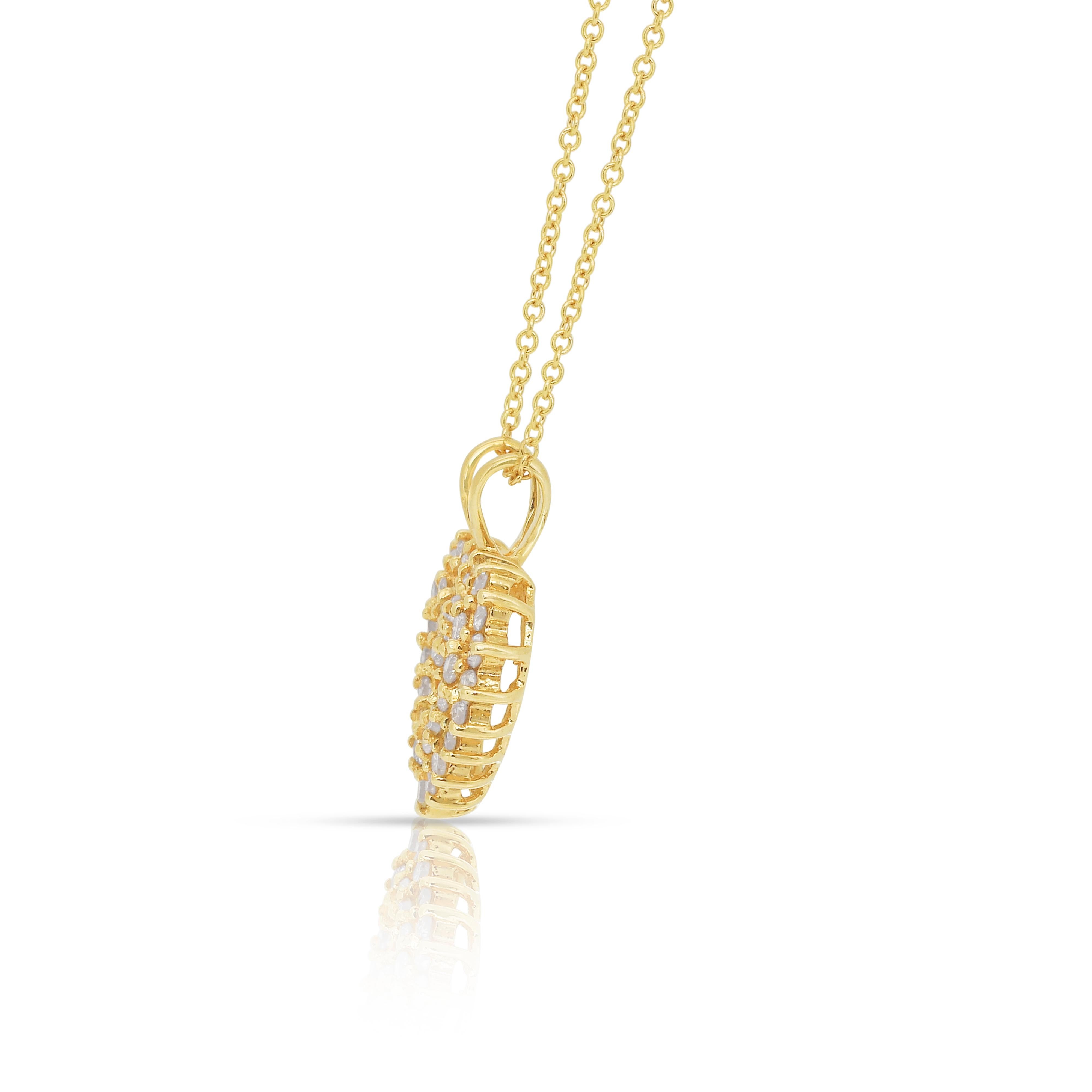 Elegant 1.08ct Diamonds Necklace with Heart-Shaped Pendant in 18k Yellow Gold 2