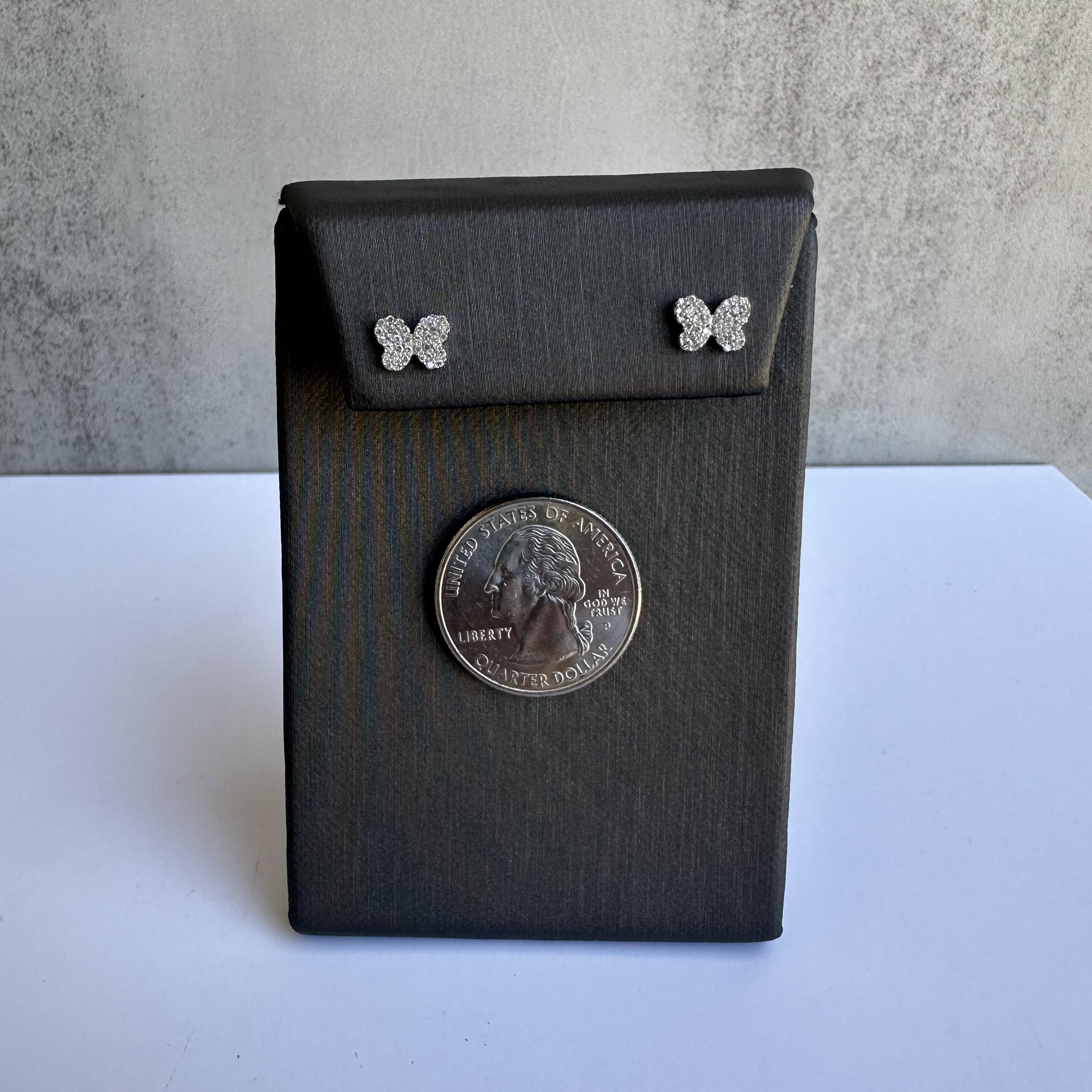 Elegant 10kt White Gold Diamond Butterfly Stud Earrings - 0.20ctw GH SI Diamonds In New Condition For Sale In West Hempstead, NY