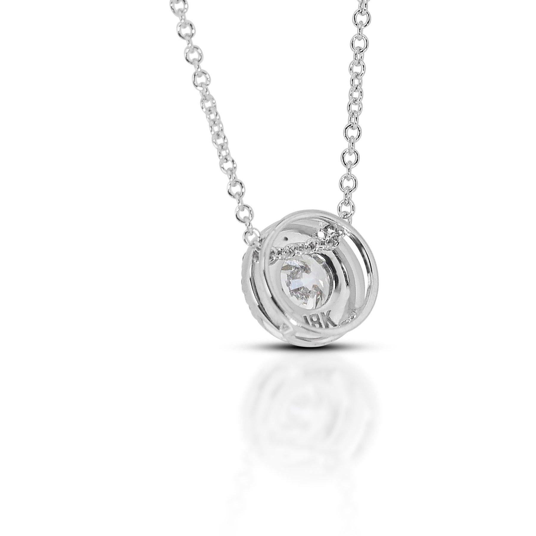 Elegant 1.15ct Triple Excellent Ideal Cut Diamond Necklace with Pendant For Sale 2