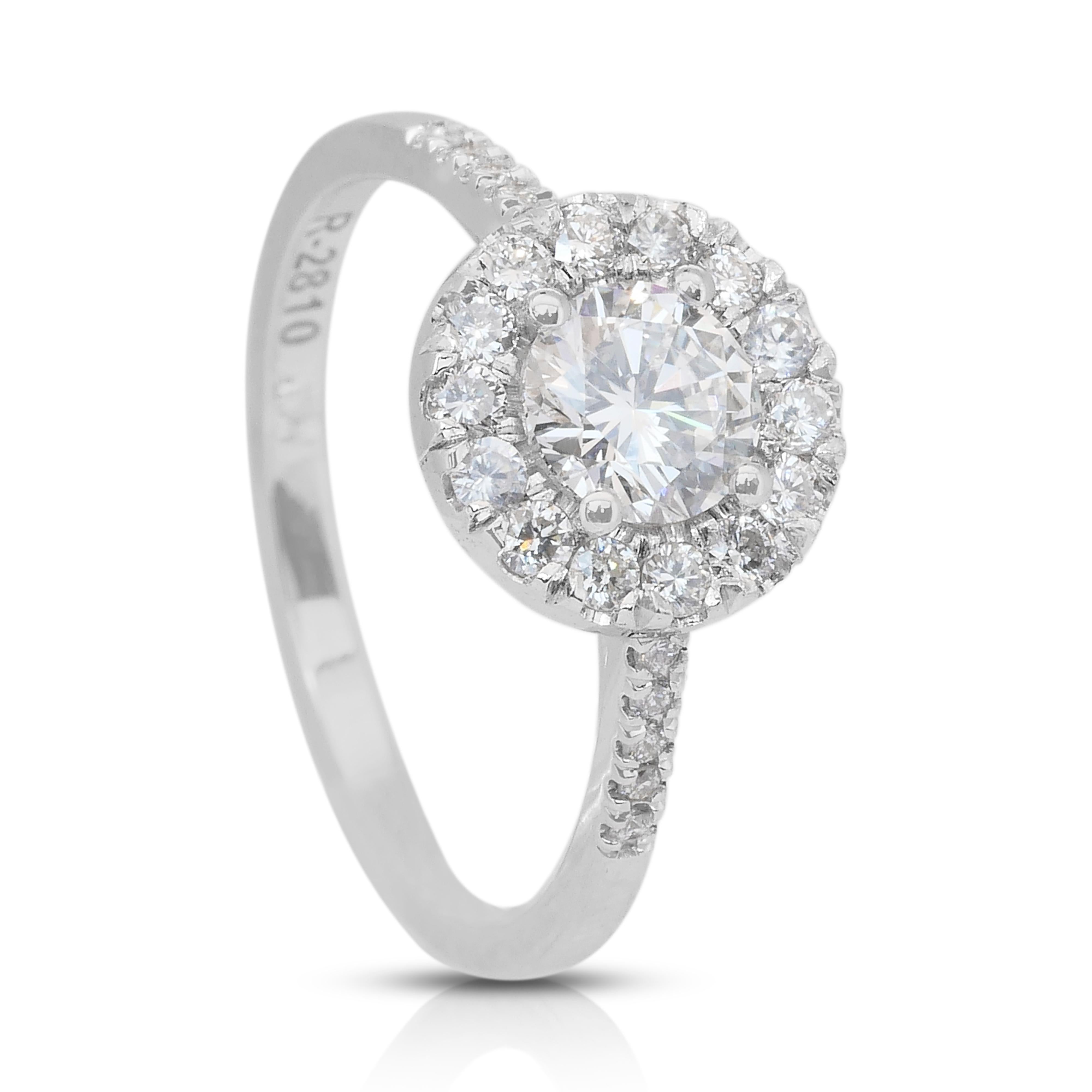 Elegant 1.18ct Diamonds Halo Ring in 18k White Gold - IGI Certified im Angebot 3