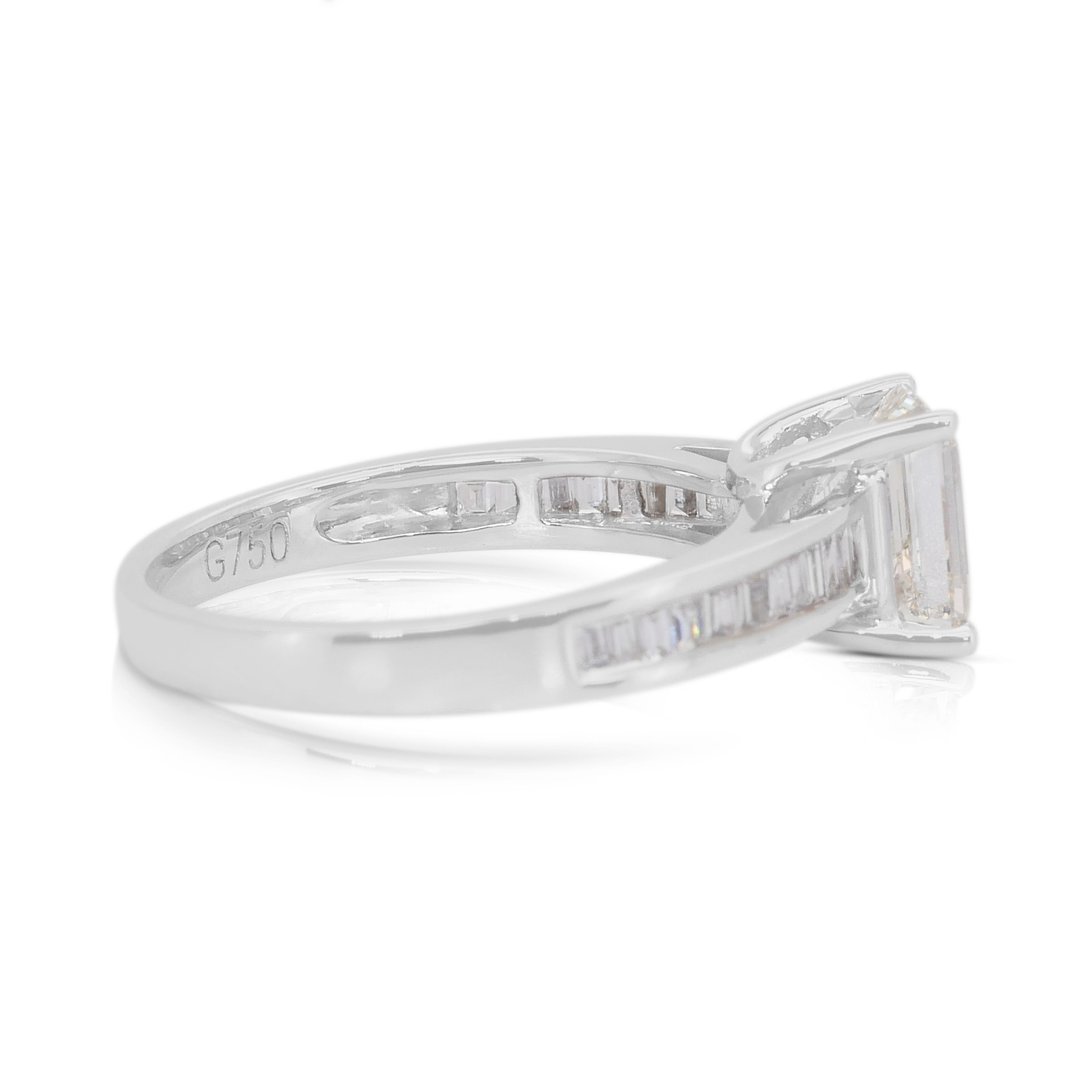Elegant 1.20ct Diamonds Pave Ring en or blanc 18k - IGI Certified Neuf - En vente à רמת גן, IL