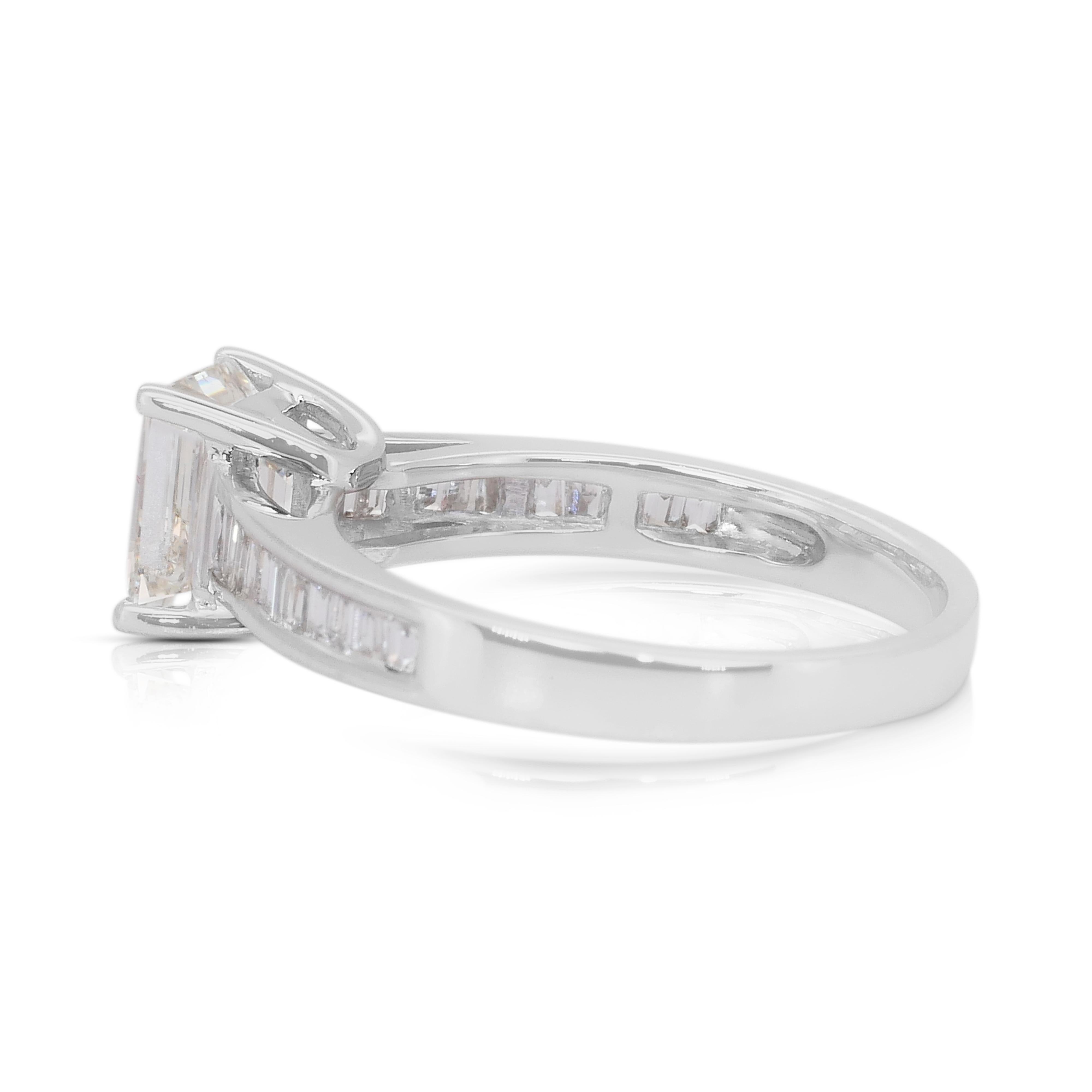 Elegant 1.20ct Diamonds Pave Ring en or blanc 18k - IGI Certified en vente 1
