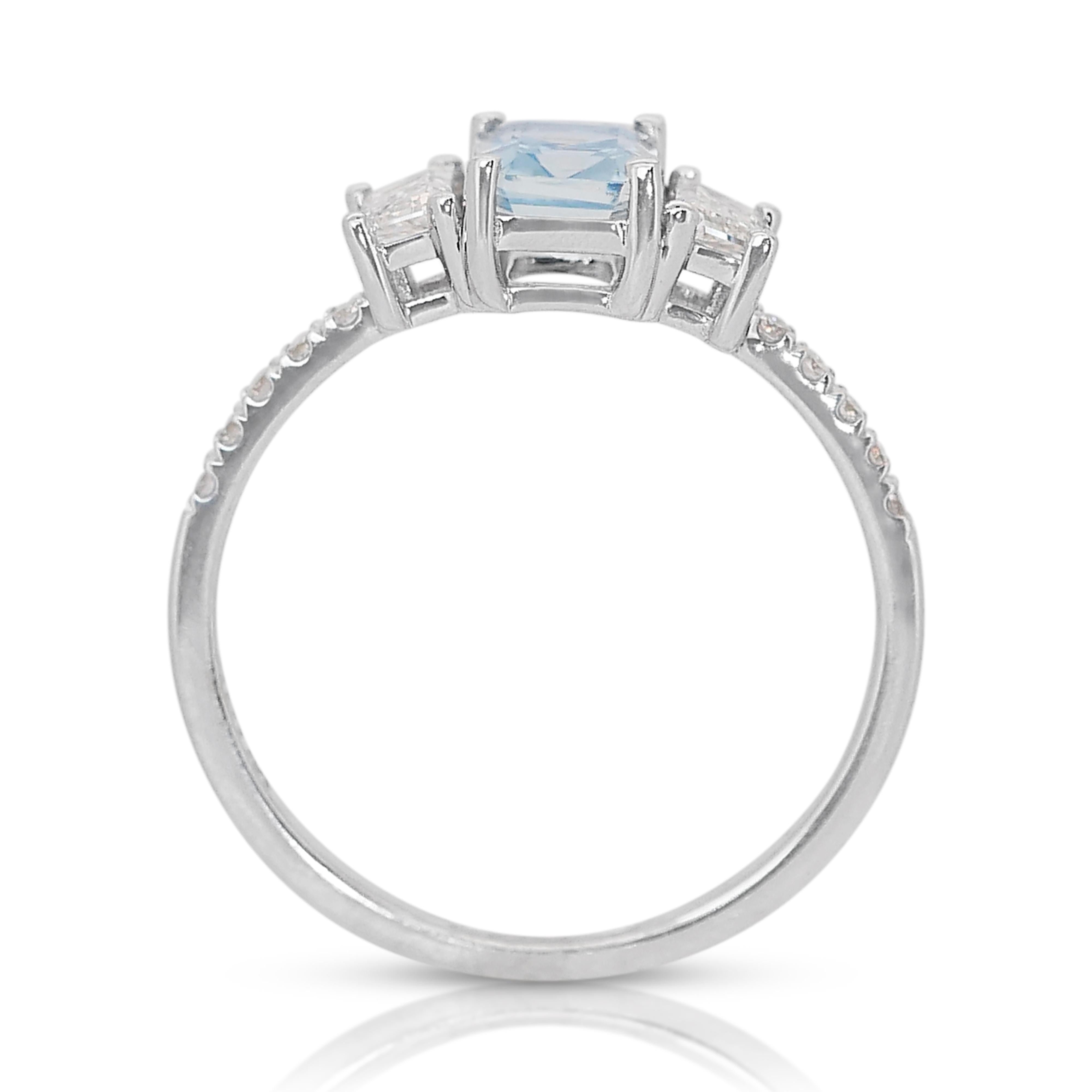 Elegant 1.28ct Aquamarine and Diamonds 3-Stone Ring in 18k White Gold - IGI Cert For Sale 1