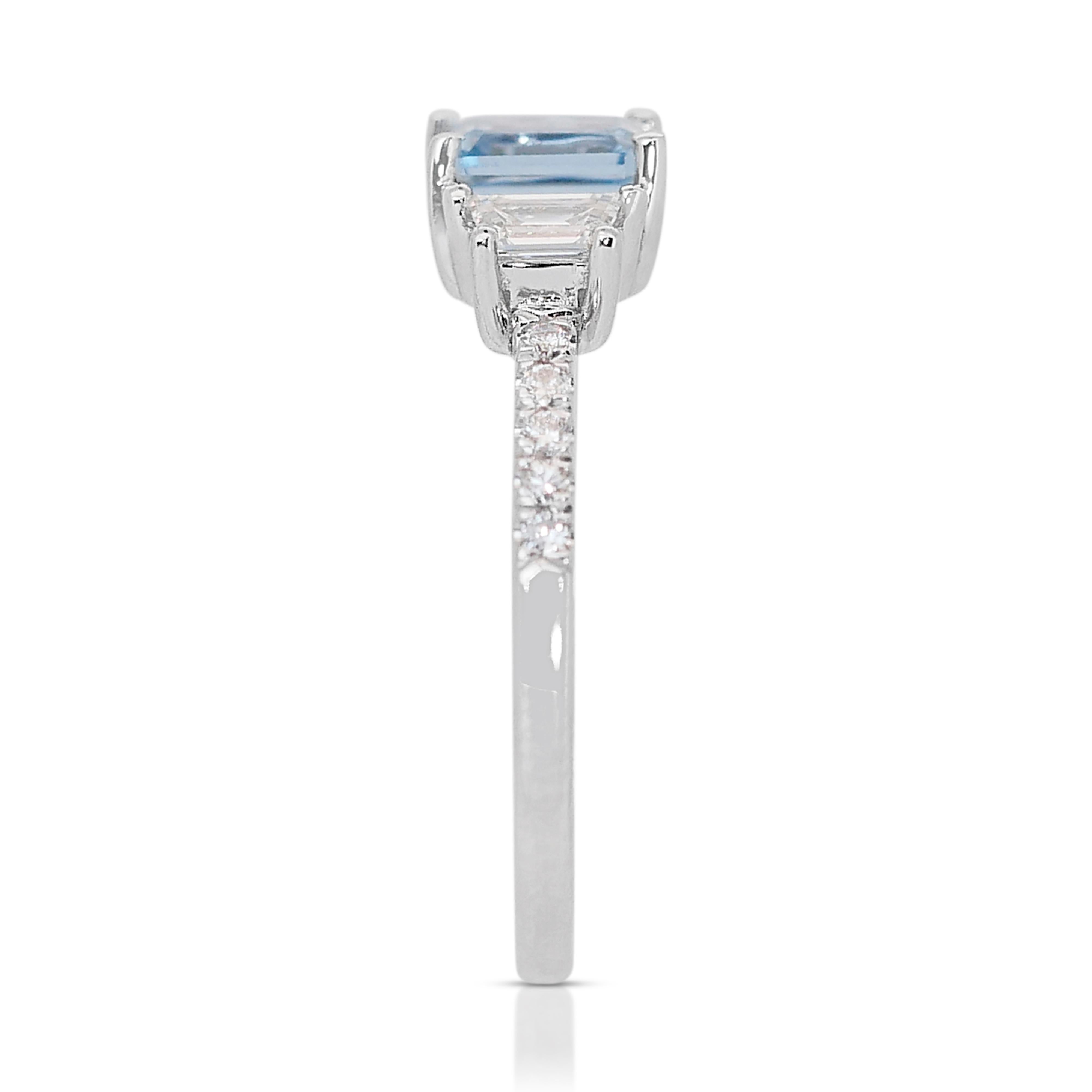 Elegant 1.28ct Aquamarine and Diamonds 3-Stone Ring in 18k White Gold - IGI Cert For Sale 2