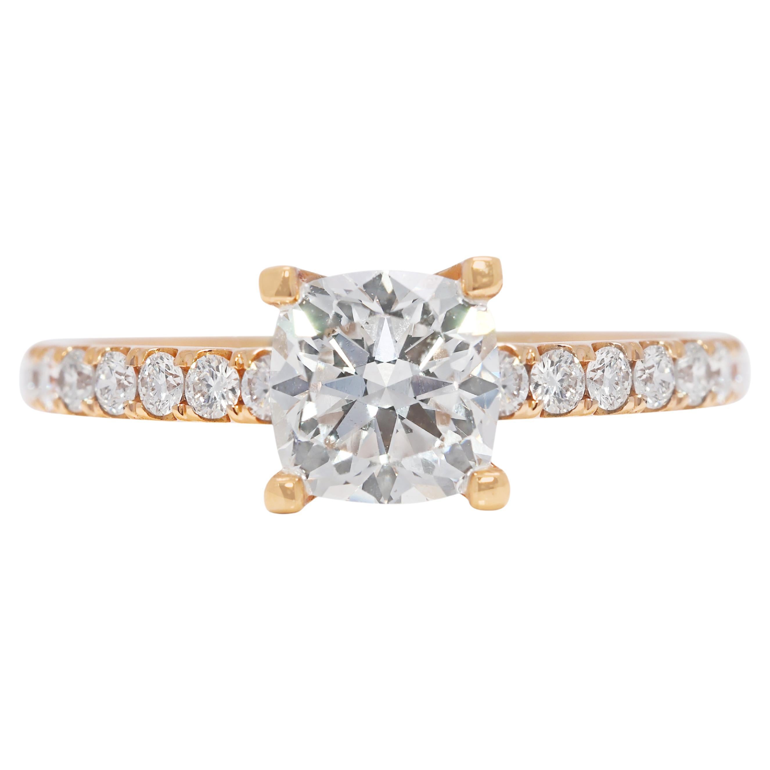 Elegant 1.31ct Natural Diamond Pave Ring in 18K Rose Gold For Sale