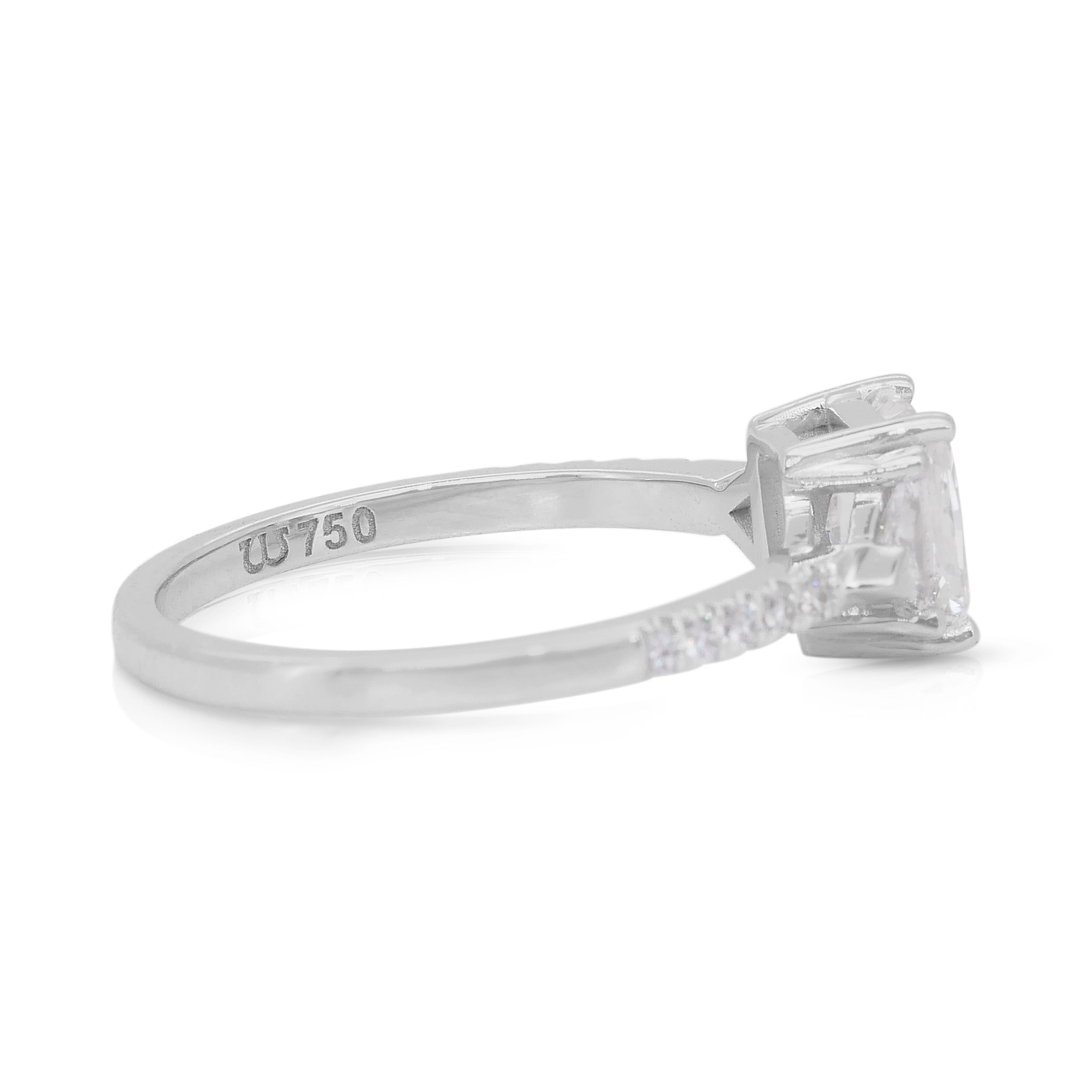 Eleganza: anello con 3 pietre e 1,33 carati di diamanti in oro bianco 18 carati - certificato IGI In condizioni Nuovo in vendita a רמת גן, IL