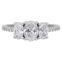 Elegant 1,38ct Diamanten 3-Stein-Ring in 18k Weißgold - GIA zertifiziert