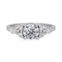 Elegante Anillo de Diamantes de 1,38ct en Oro Blanco de 18k - Certificado GIA