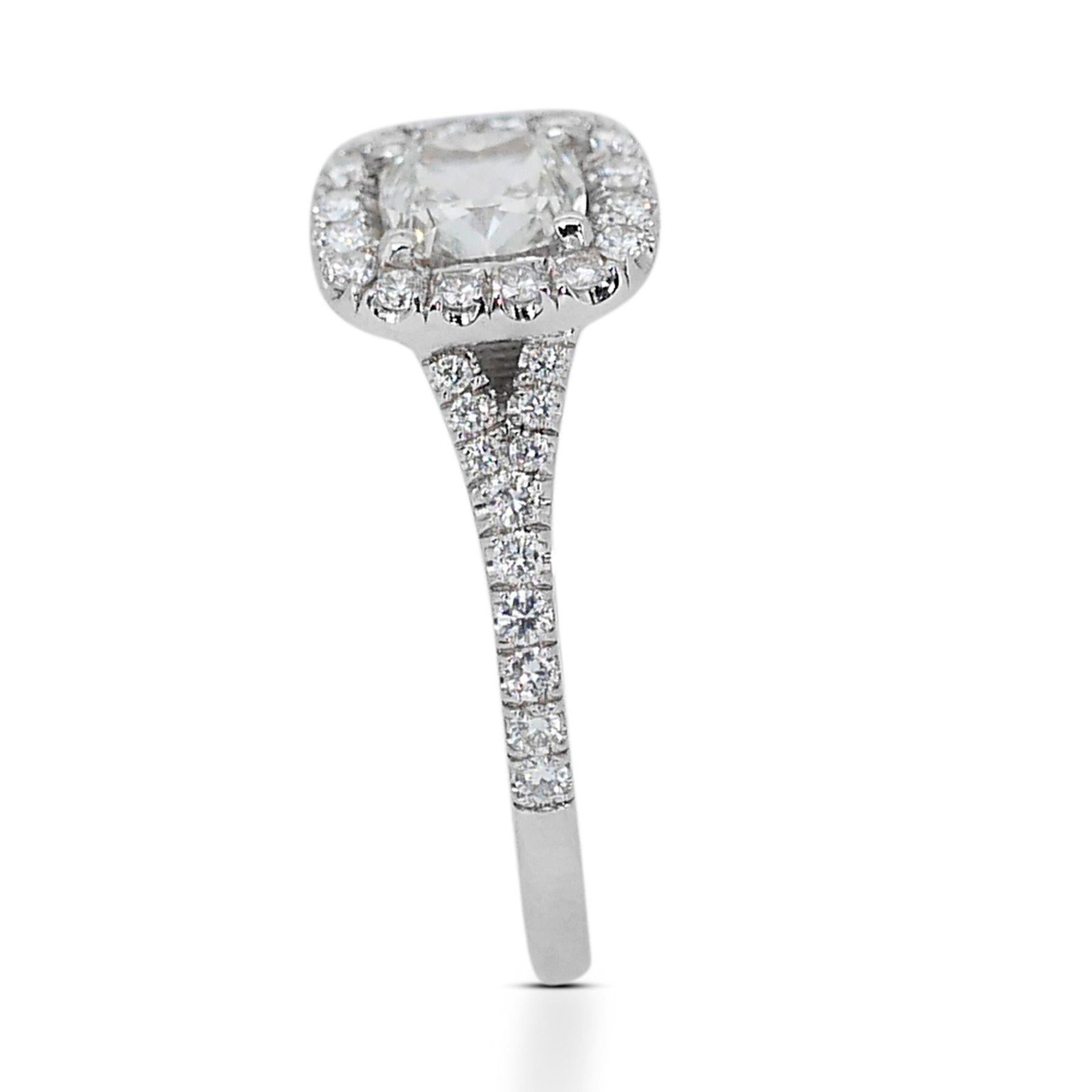 Eleganter 1,40ct Cushion-Cut Diamant-Halo-Ring in 18k Weißgold - GIA zertifiziert im Angebot 2