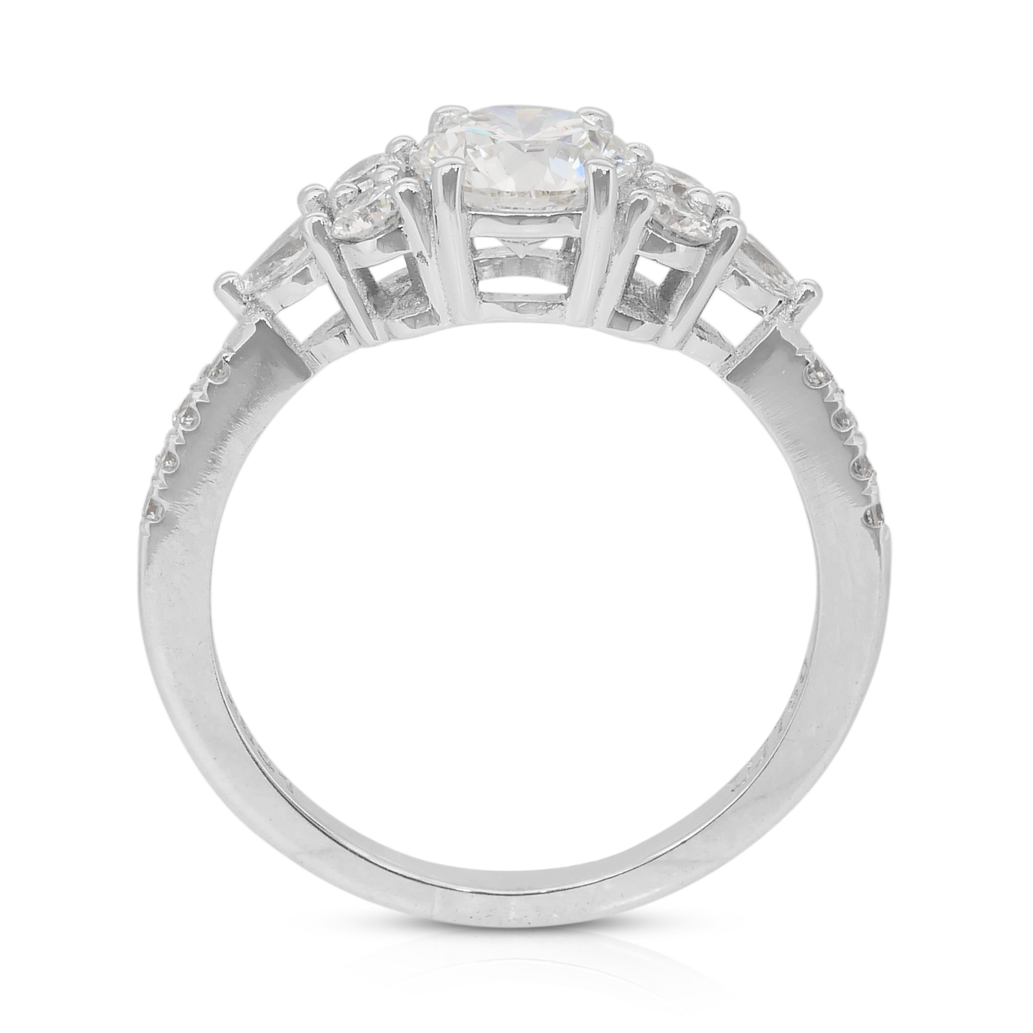 Elegant 1.48ct Diamonds Ring in 18k White Gold - IGI Certified im Angebot 3