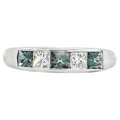 Elegante Anillo de Compromiso de Diamante Esmeralda de Oro de 14k Joyas de Lujo de Inspiración Vintage