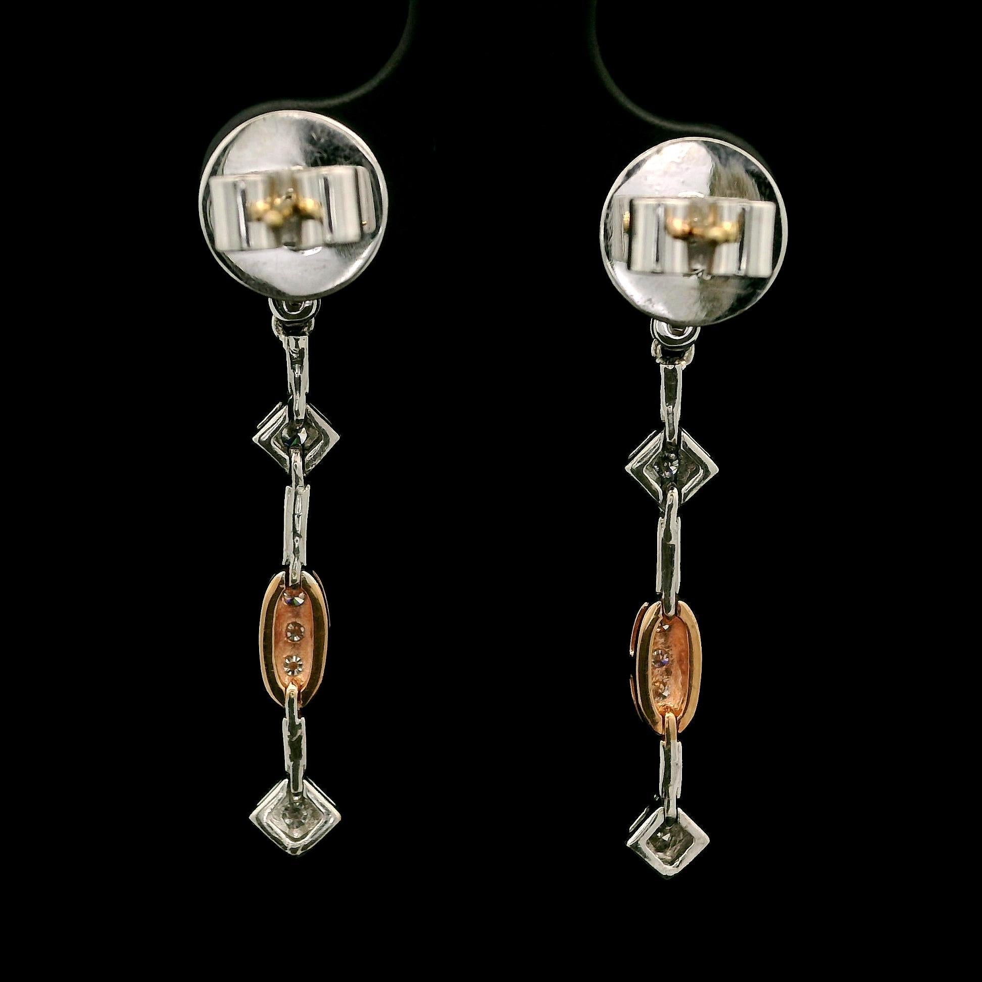 Taille brillant Élégantes boucles d'oreilles pendantes en or rose et blanc 14 carats avec diamants pavés 0,34 carat en vente