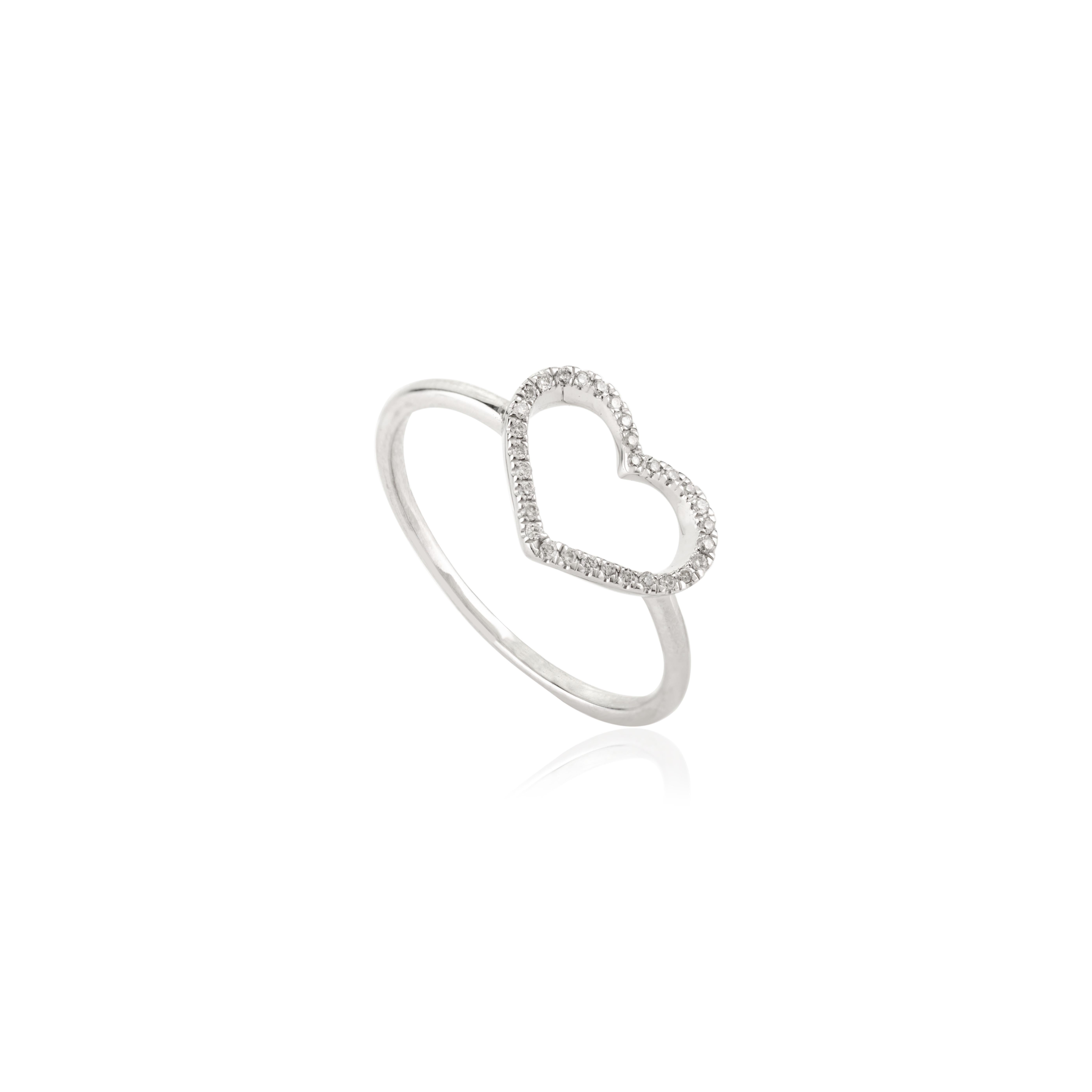 For Sale:  Elegant 14k Solid White Gold Heart-shaped Diamond Open Ring Gift for Her 7
