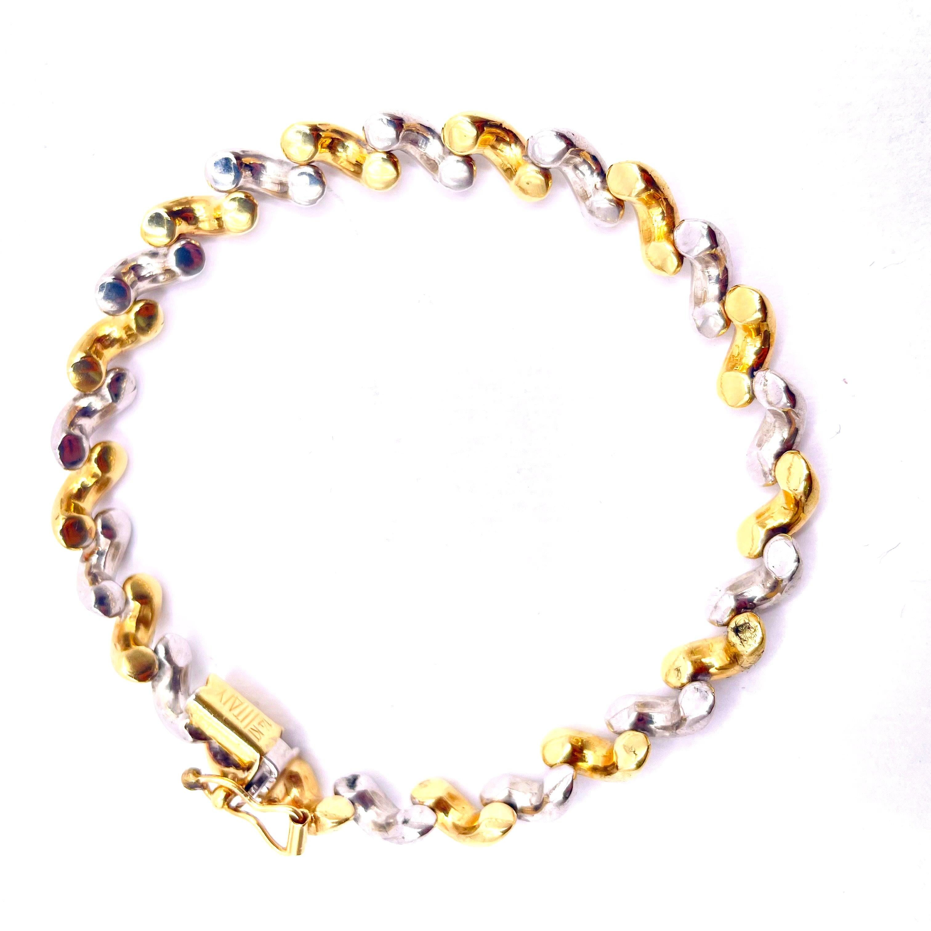 Elegantes 14K zweifarbiges Goldarmband aus Gold im Zustand „Gut“ in New York, NY