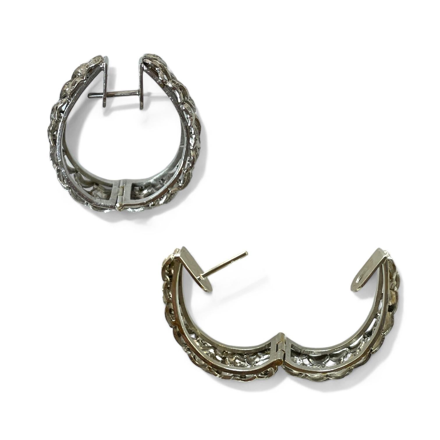 Elegante 14K Weißgold Diamant-Creolen-Ohrringe mit Blattdetails (Einfacher Schliff) im Angebot