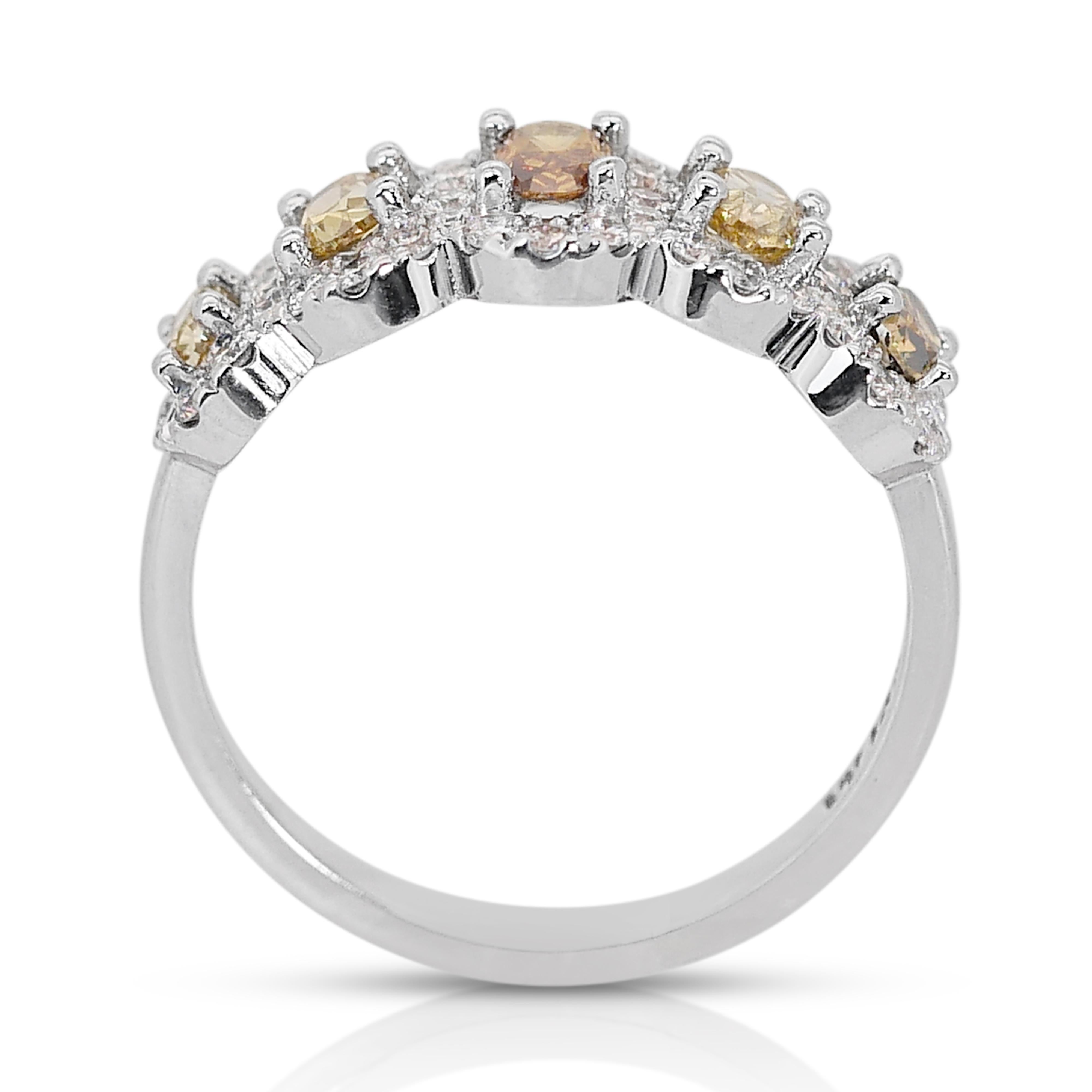 Elegant  14k White Gold Fancy Colored Diamond Ring w/1.18 ct - IGI Certified For Sale 2