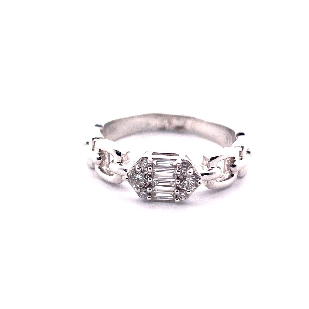Elegant 14k White Gold Hexagon Cluster Diamond Ring

This exquisite diamond ring features a stunning hexagonal cluster design with 0.23 total carat weight of sparkling diamonds. Crafted from premium 14k white gold, the ring boasts a sleek and modern
