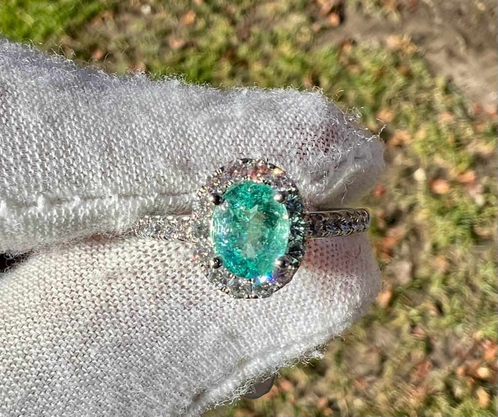 For Sale:  Elegant 14k White Gold Paraiba Tourmaline Ring with Oval 0.89ct Natural Gemstone 11