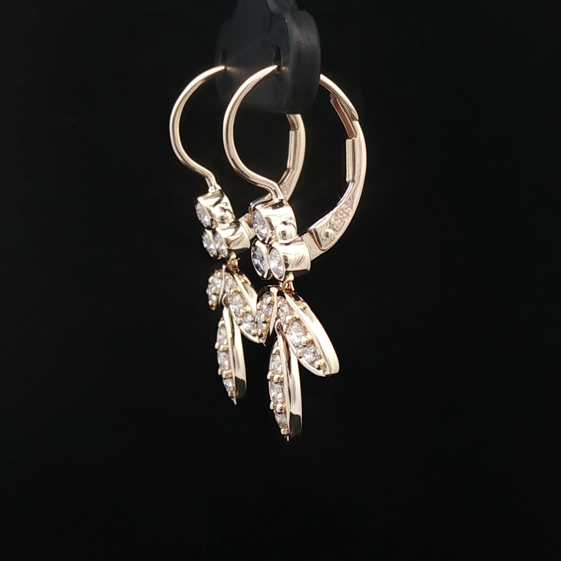 Elegante 14k Gelbgold 0,90ctw Diamond Floral Leaf Dangle Drop Ohrringe im Angebot 7