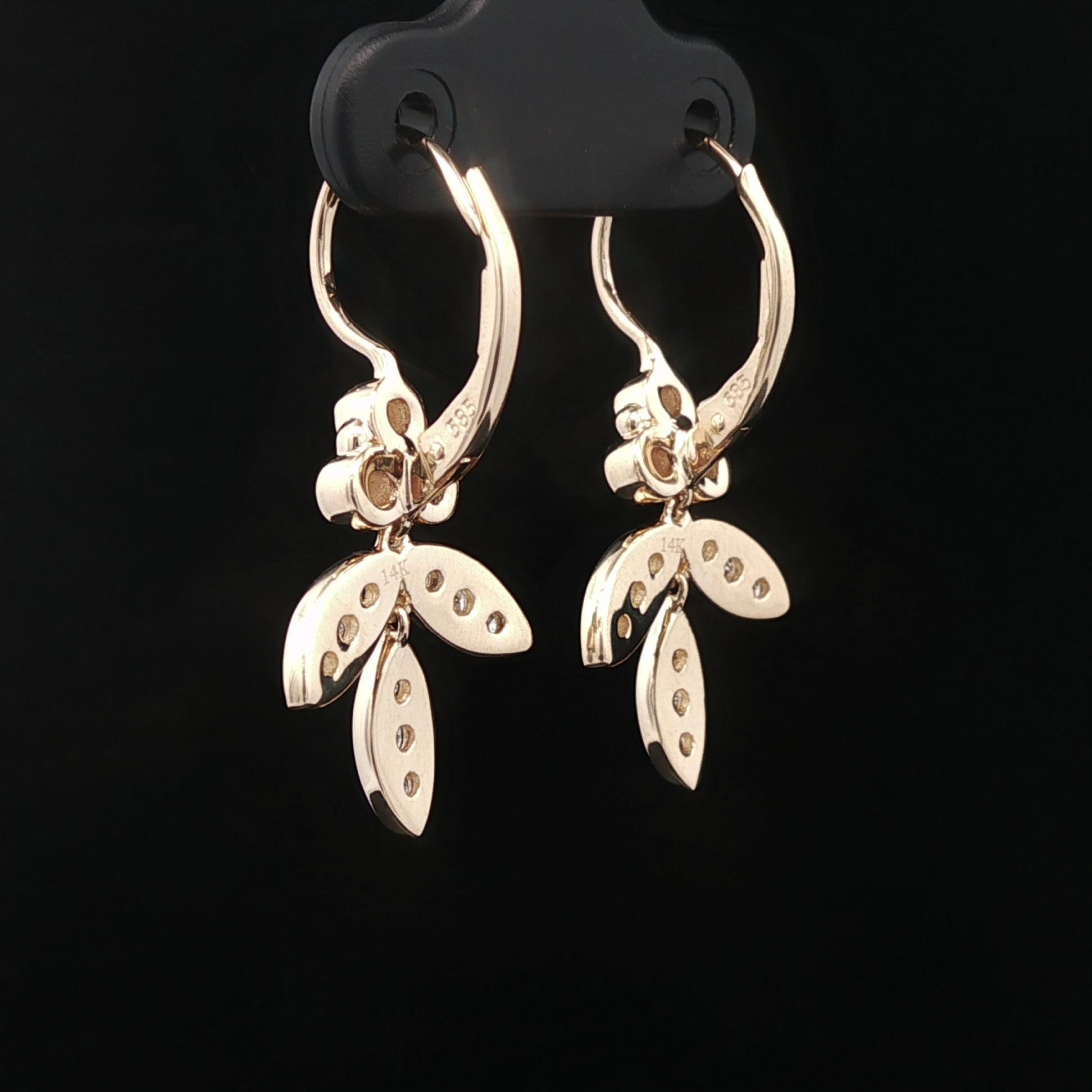 Elegante 14k Gelbgold 0,90ctw Diamond Floral Leaf Dangle Drop Ohrringe im Angebot 4