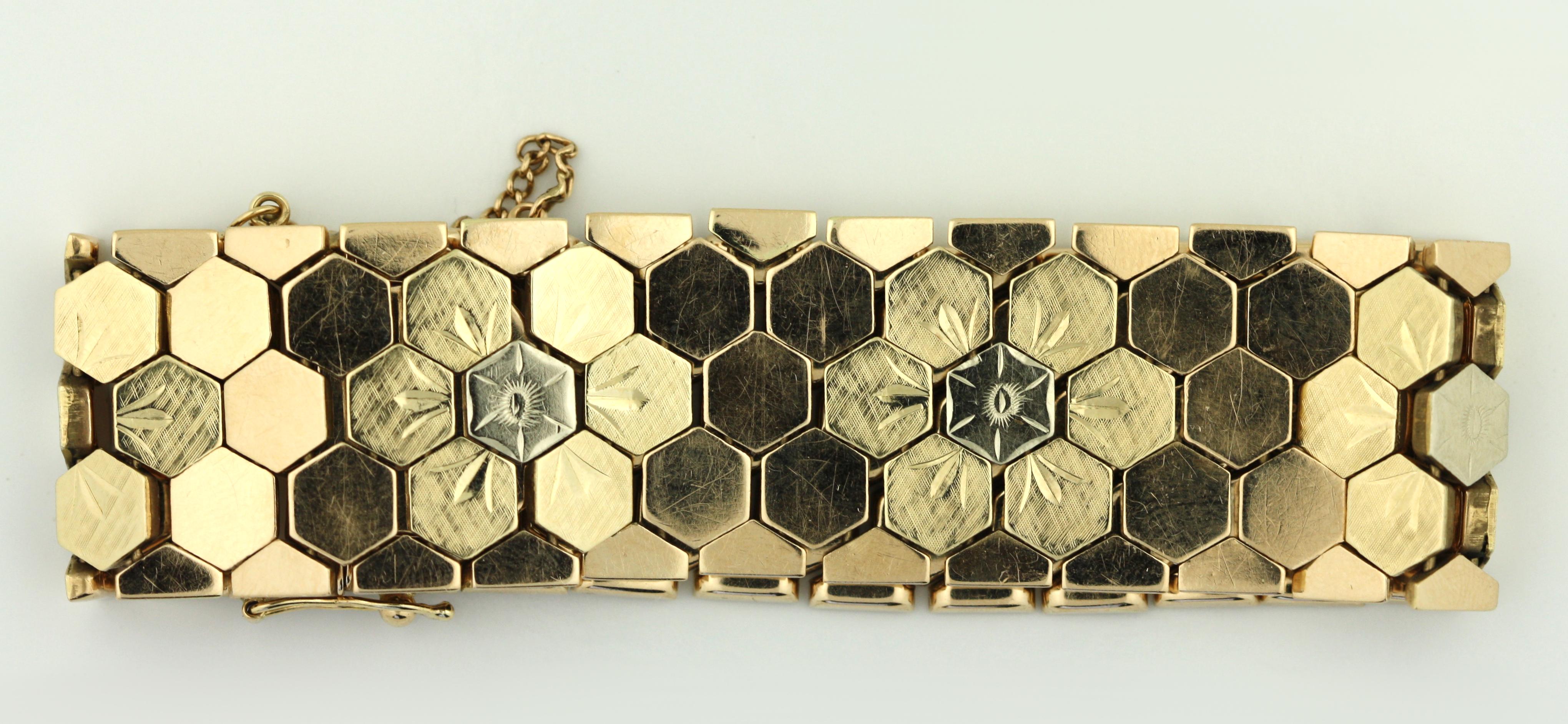 Élégant bracelet géométrique en or jaune 14 carats en vente 1