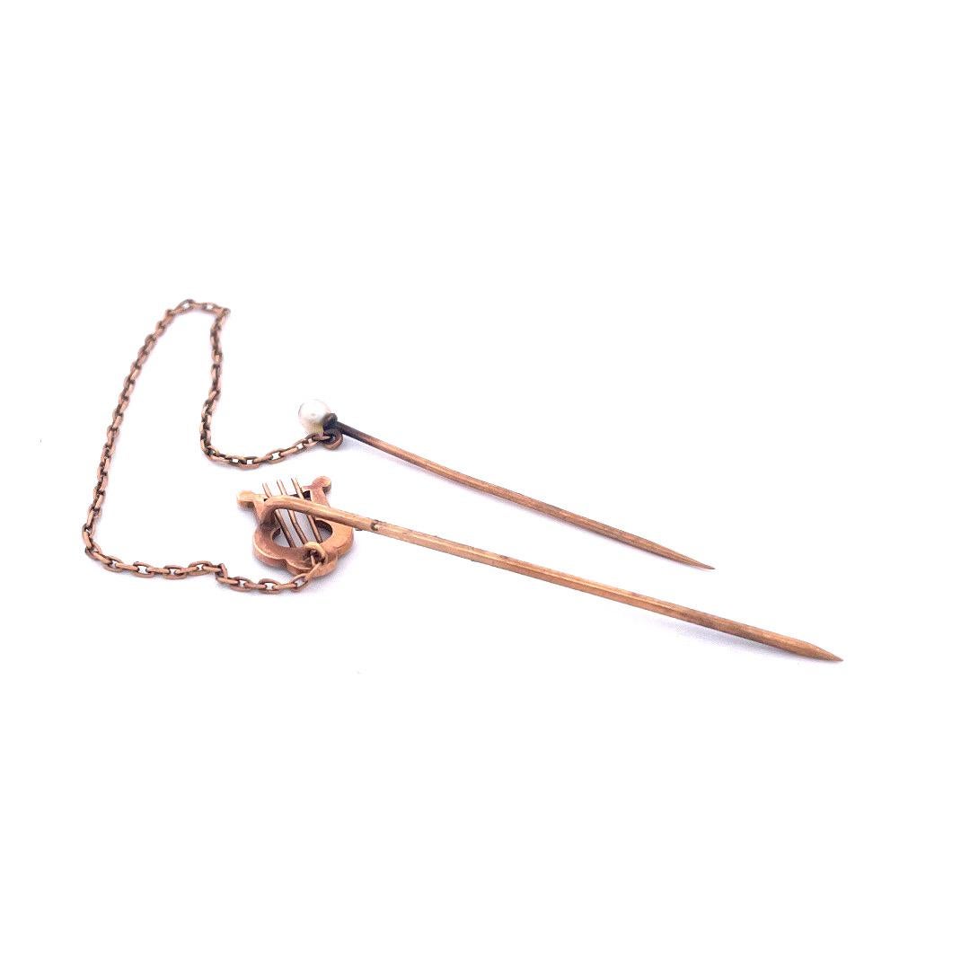 Round Cut Elegant 14k Yellow Gold Pearl and Chain Pin For Sale