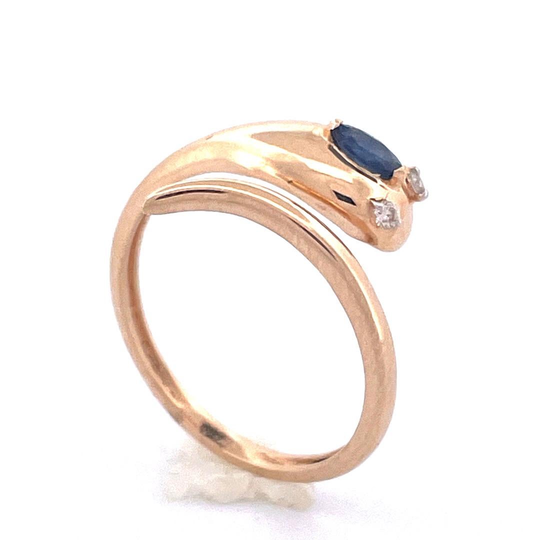 Elegant 14K Yellow Gold Snake Diamond Ring In New Condition For Sale In New York, NY