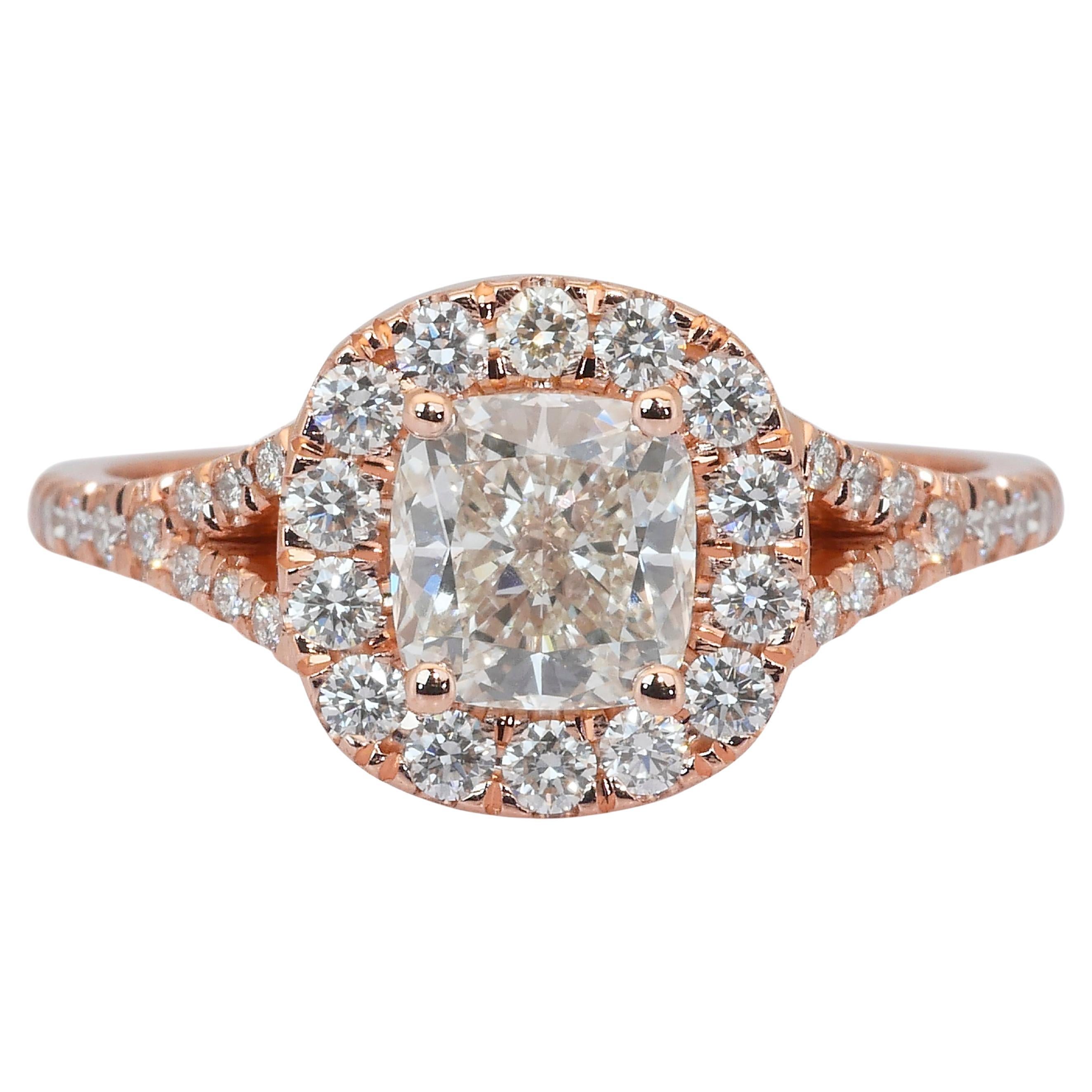 Eleganter 1,50ct Diamanten Halo Ring in 18k Rose Gold - IGI zertifiziert