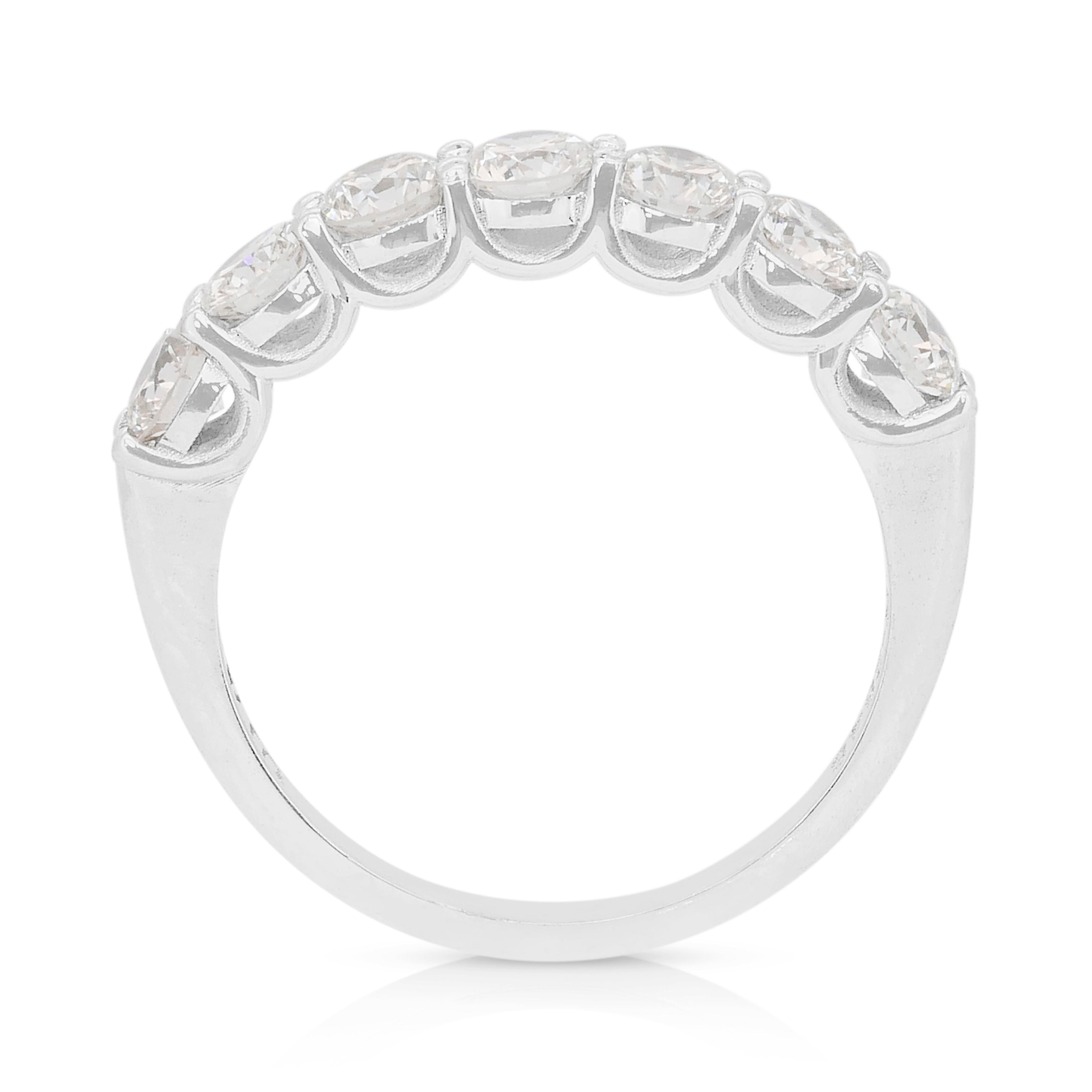 Eleganza: anello con diamanti da 1,51 carati a 7 spicchi in oro bianco 18 carati - certificato IGI in vendita 3
