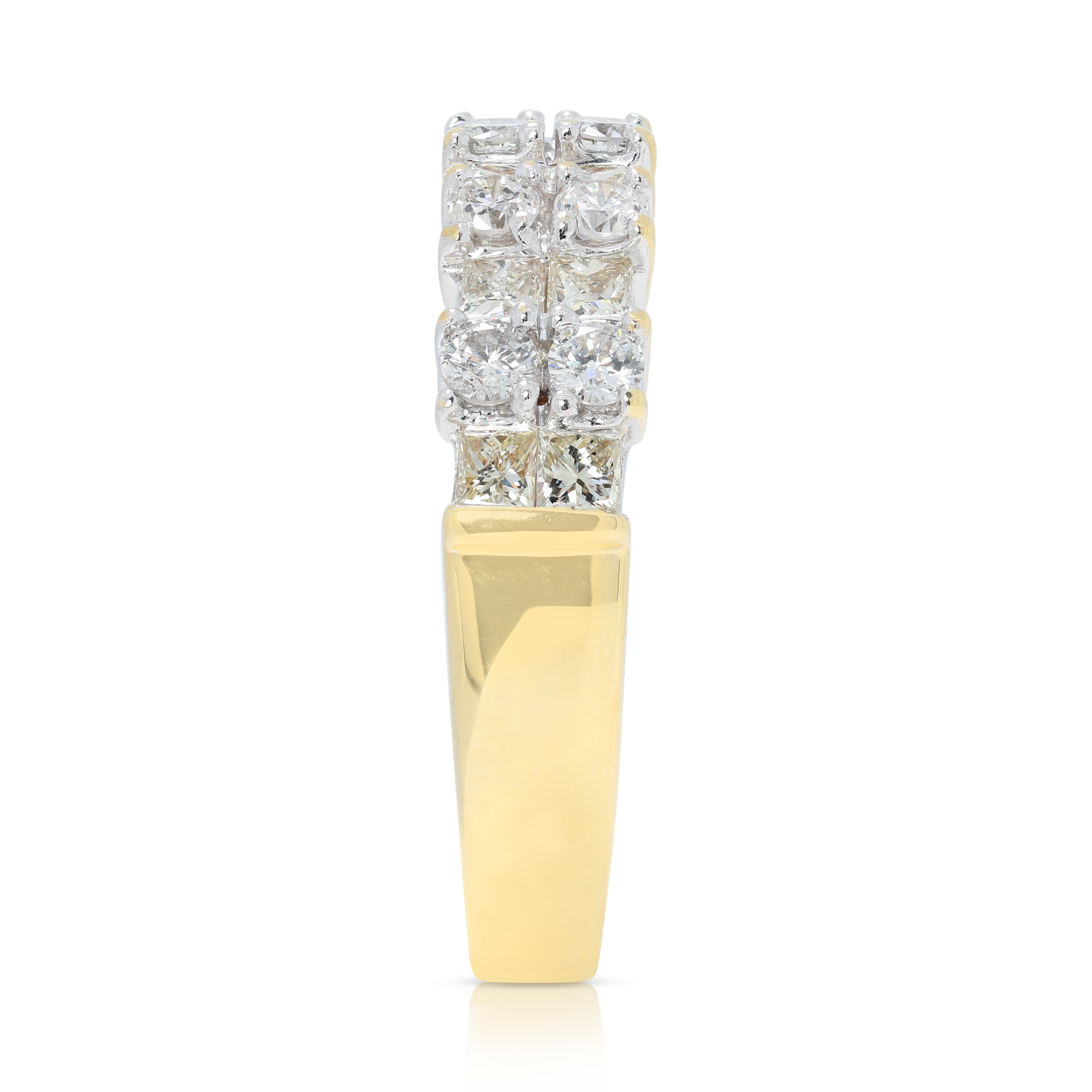 Eleganter 1,56 Karat runder Diamantring mit Brillanten im Prinzessinnenschliff aus 18 Karat zweifarbigem Gold Damen im Angebot