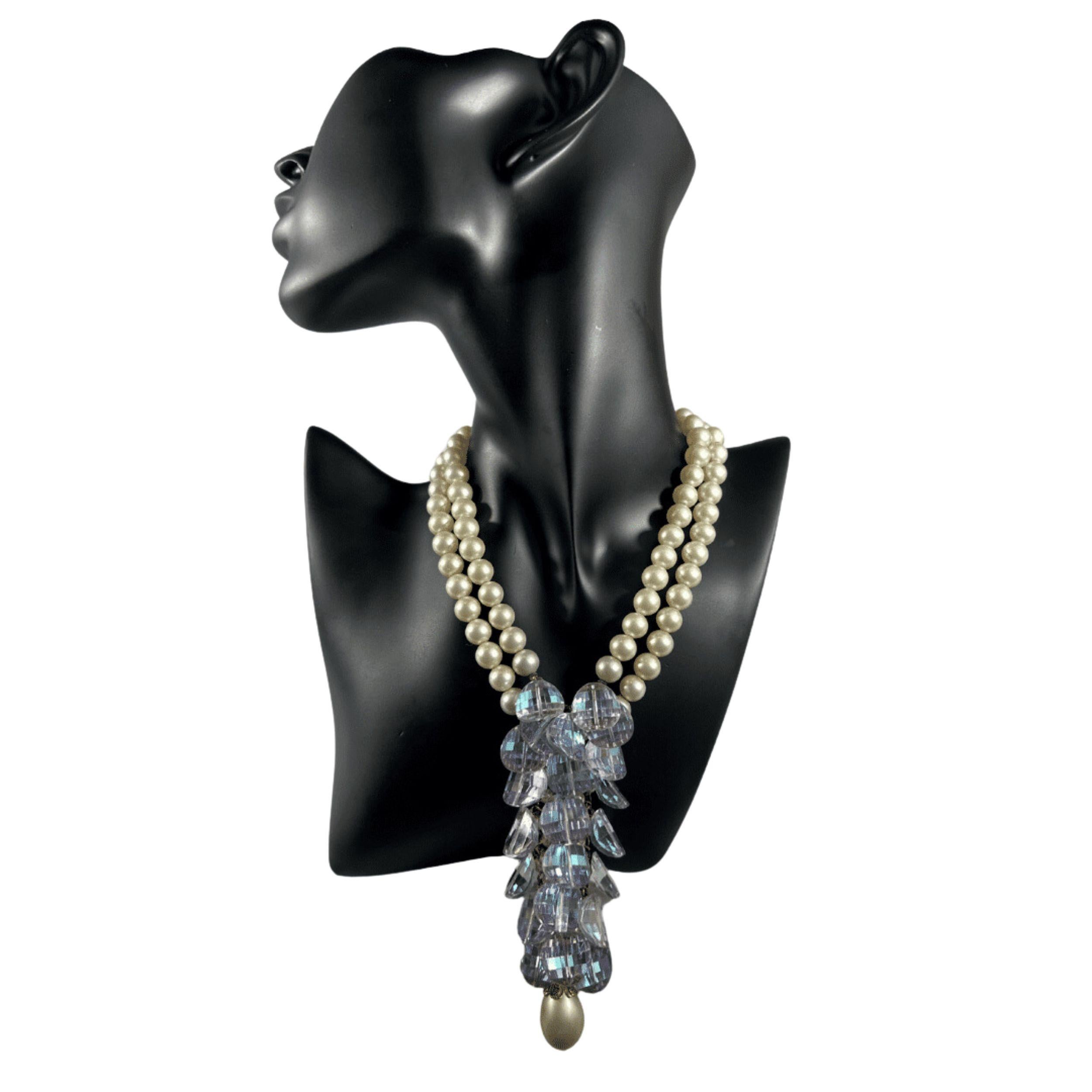 Add a touch of timeless elegance to your jewelry collection with our exquisite 17.25