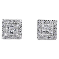 Elegant 18 kt. White Gold Earrings with 0.78 ct Total Natural Diamonds AIG Cert