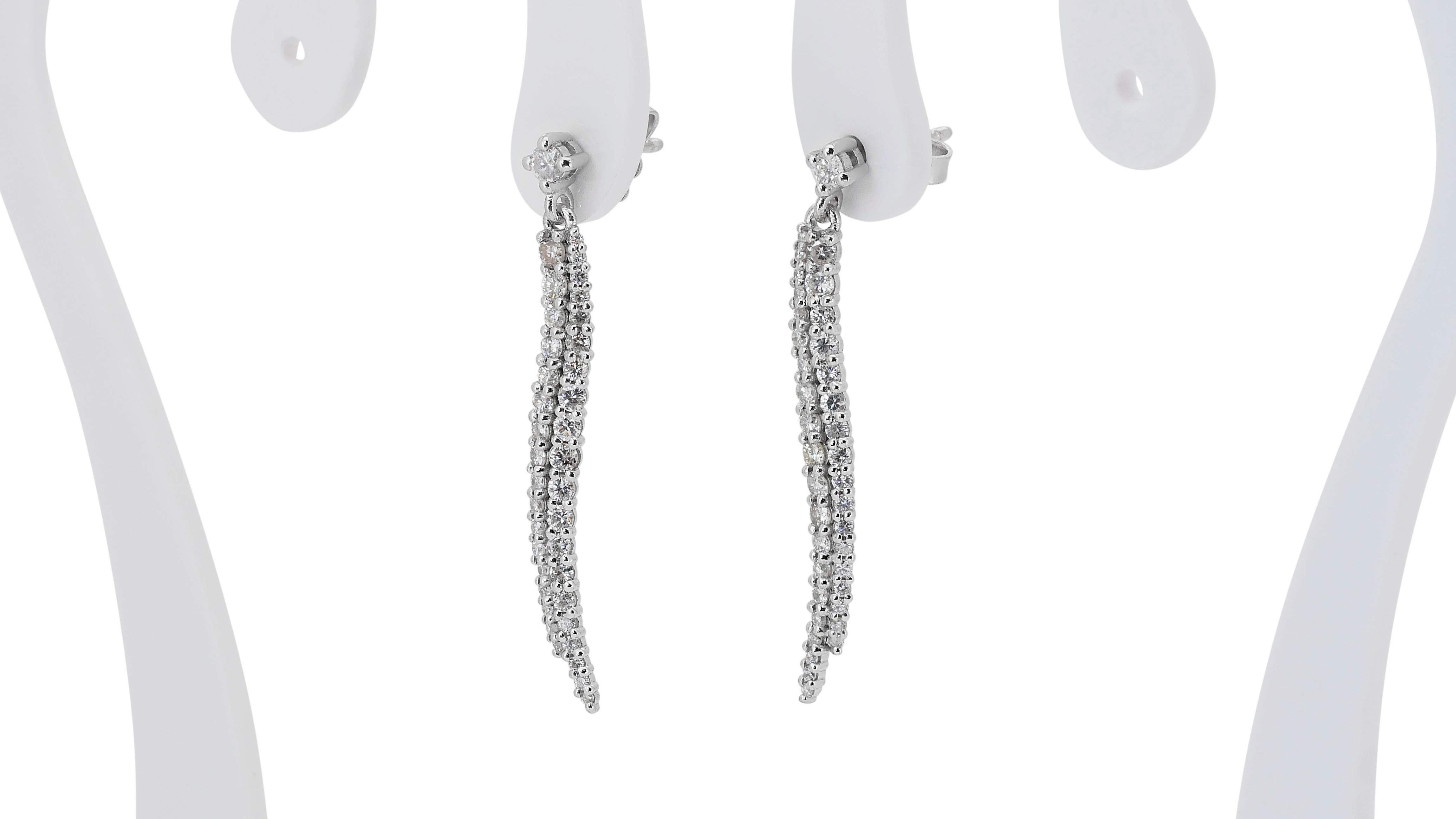 Taglio rotondo Luminosi orecchini con diamanti tondi e brillanti da 1,23 ct. in vendita
