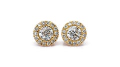 Elegant 18 kt. Yellow Gold Earrings with 1.5 ct Natural Diamond GIA Certificate