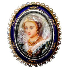 Elegant 18K Gold Vintage Portrait Pendant/Brooch w/Blue Enamel & Pearl Frame
