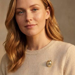 Elegant 18K Ladybird Brooch with 0.30 Carats of Brilliant-Cut Diamonds