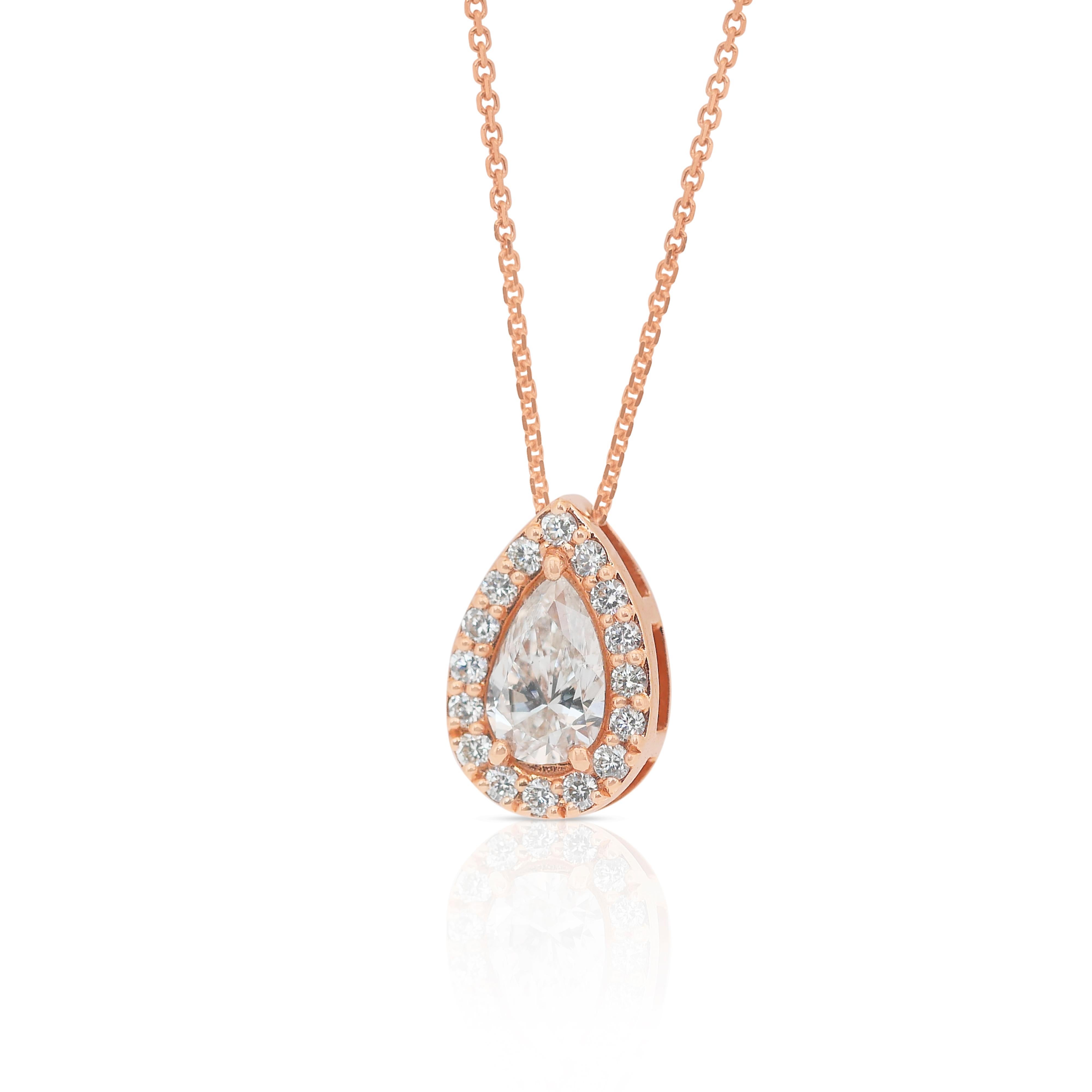 Radiant 0.97ct Diamonds Halo Necklace with Pendant in 18k Rose Gold In New Condition In �רמת גן, IL