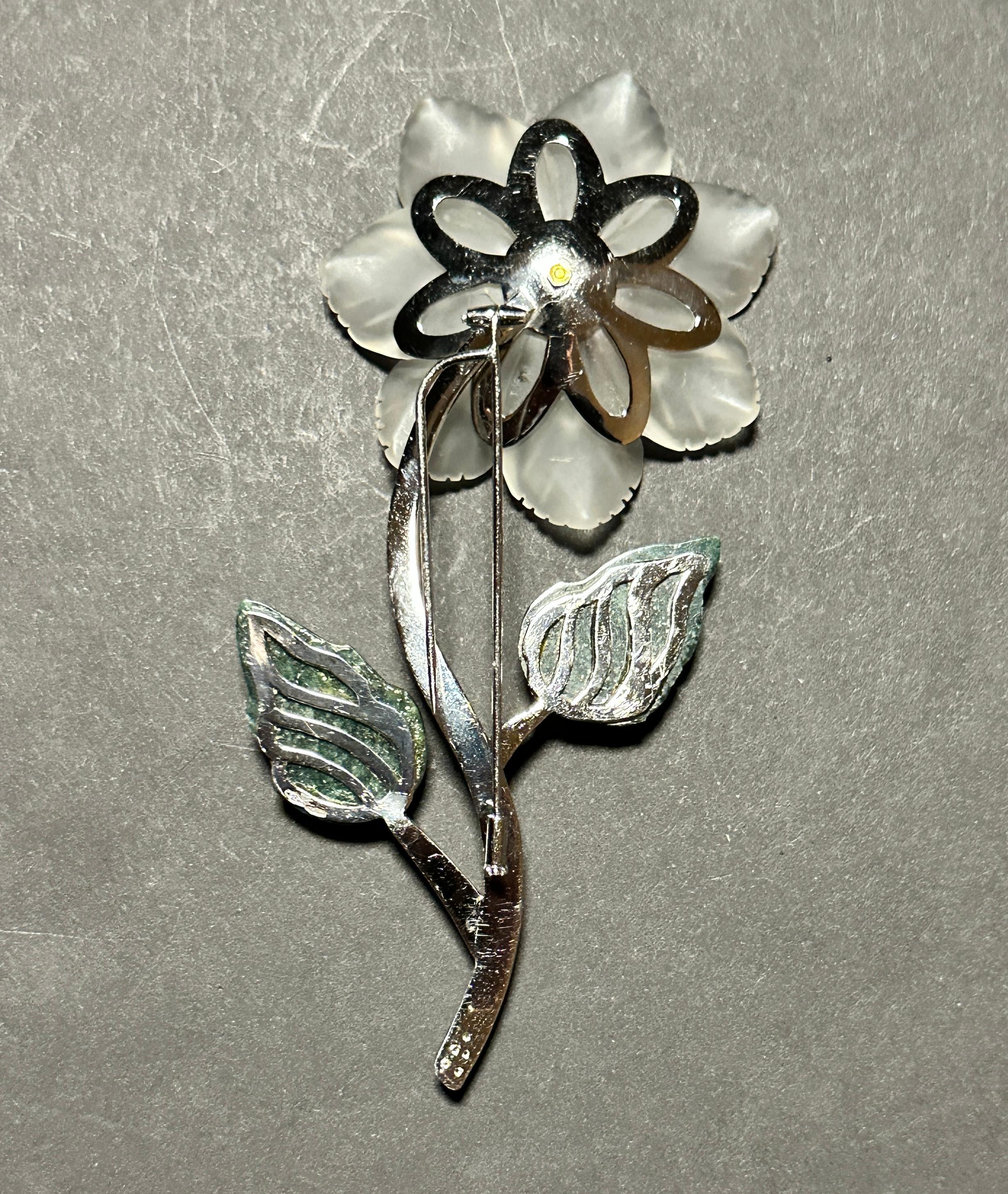 Elegant 18K Rock Crystal Diamond And Emerald Flower Brooch Pendant In Good Condition For Sale In Norwood, NJ