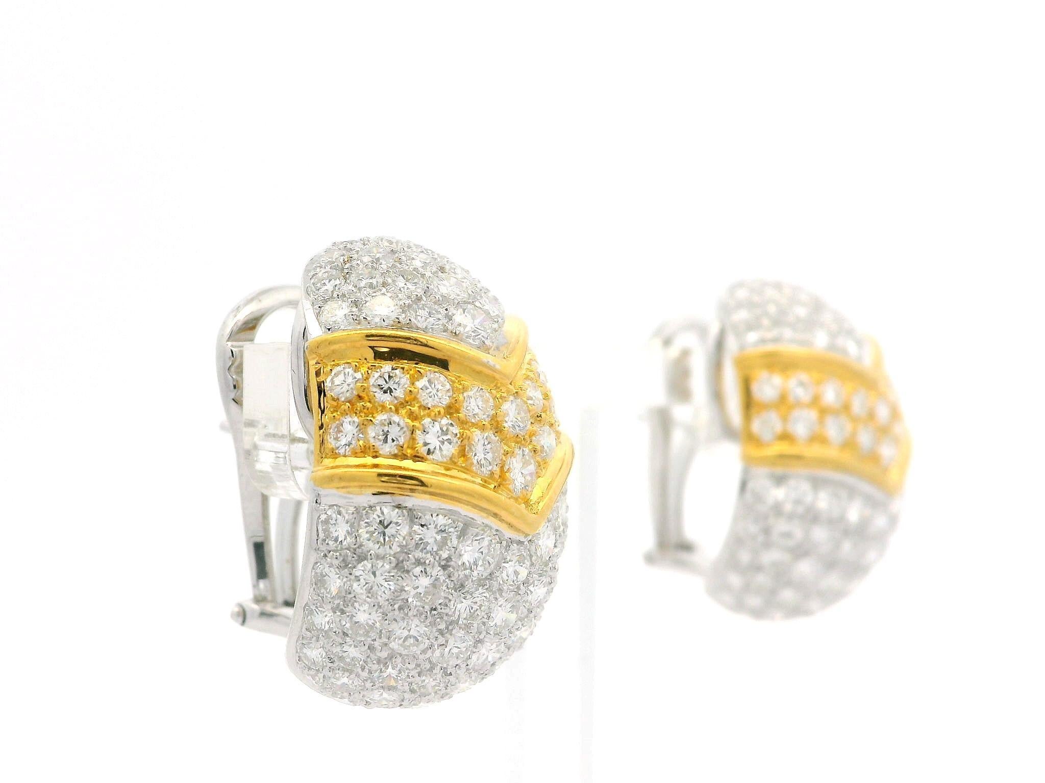 Elegant 18k Two Tone Gold 7.46ctw Fiery Diamond Bombe Domed Cuff Earrings For Sale 5