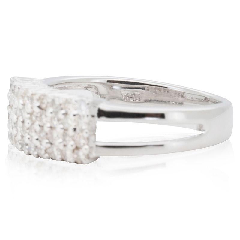 Round Cut Elegant 18k White Gold Band Ring with 0.40 ct Natural Diamonds For Sale