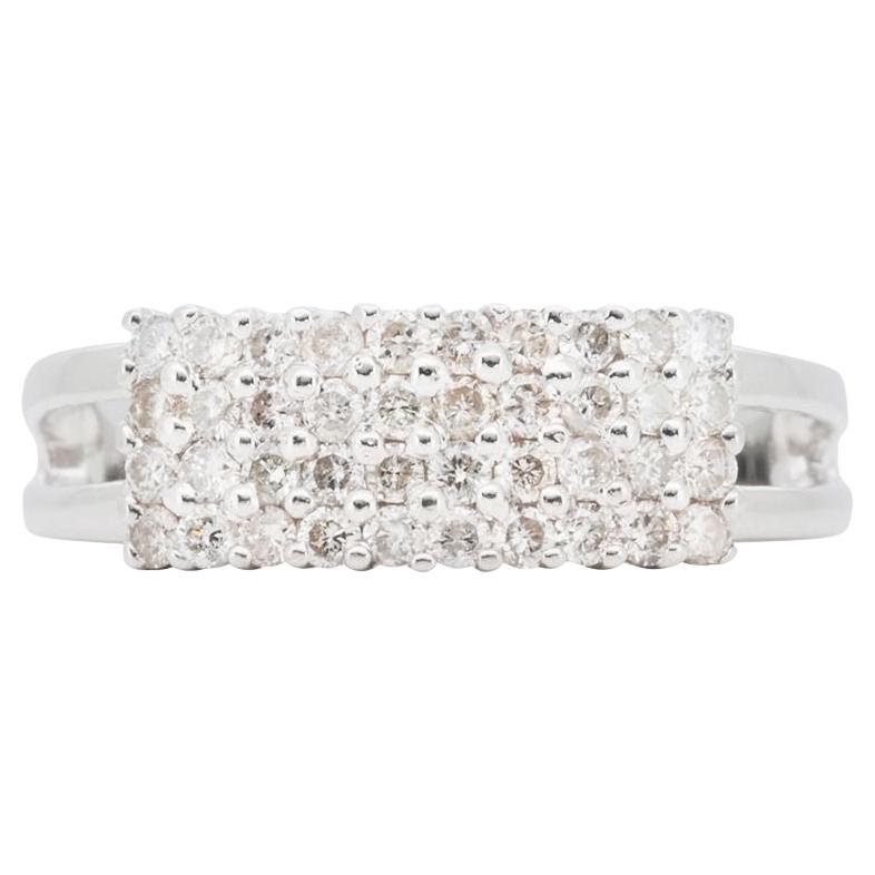 Elegant 18k White Gold Band Ring with 0.40 ct Natural Diamonds For Sale