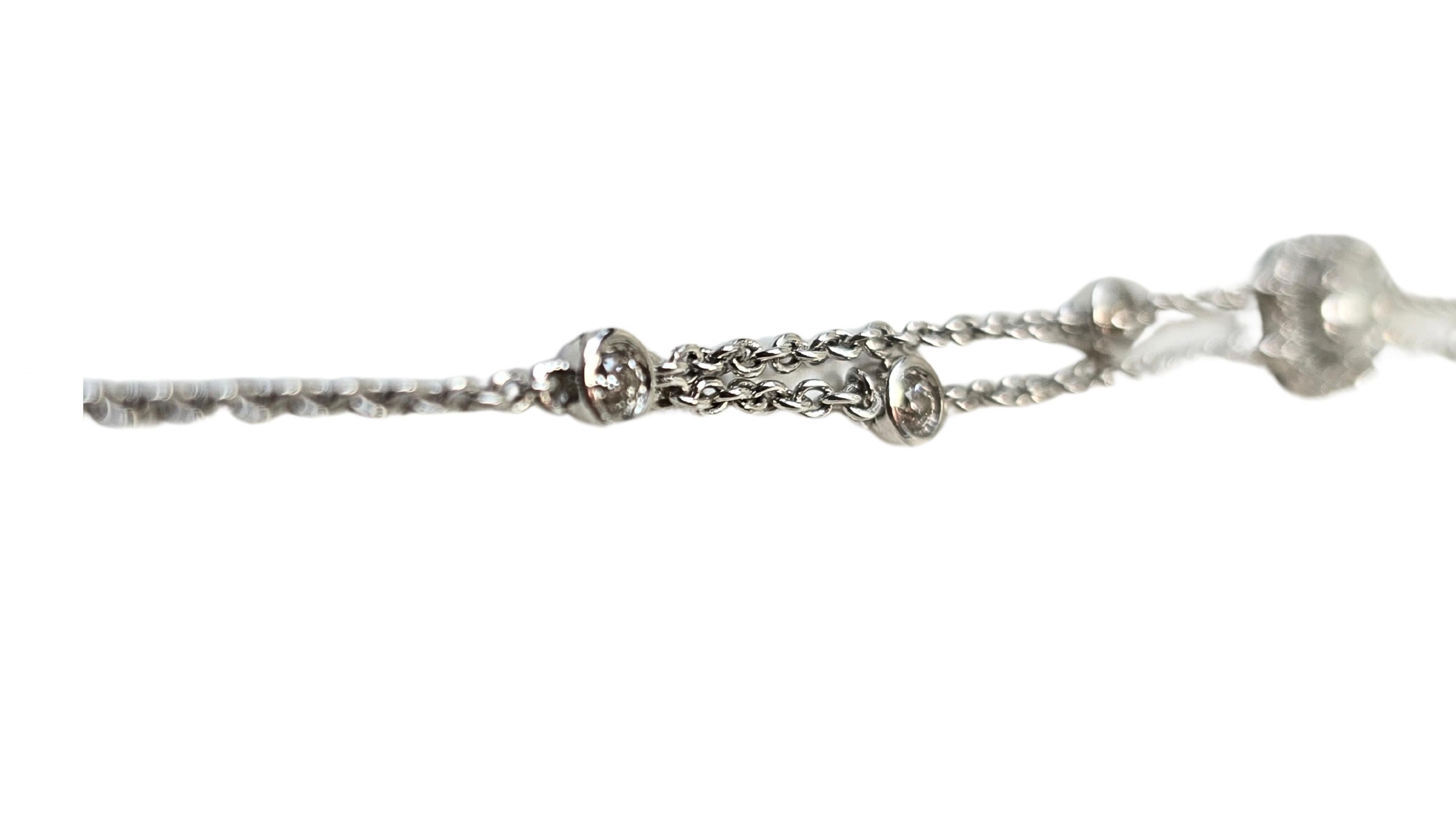 Elegant bracelet en or blanc 18K avec 1 ct de diamants blancs naturels, 5 grammes en vente 1