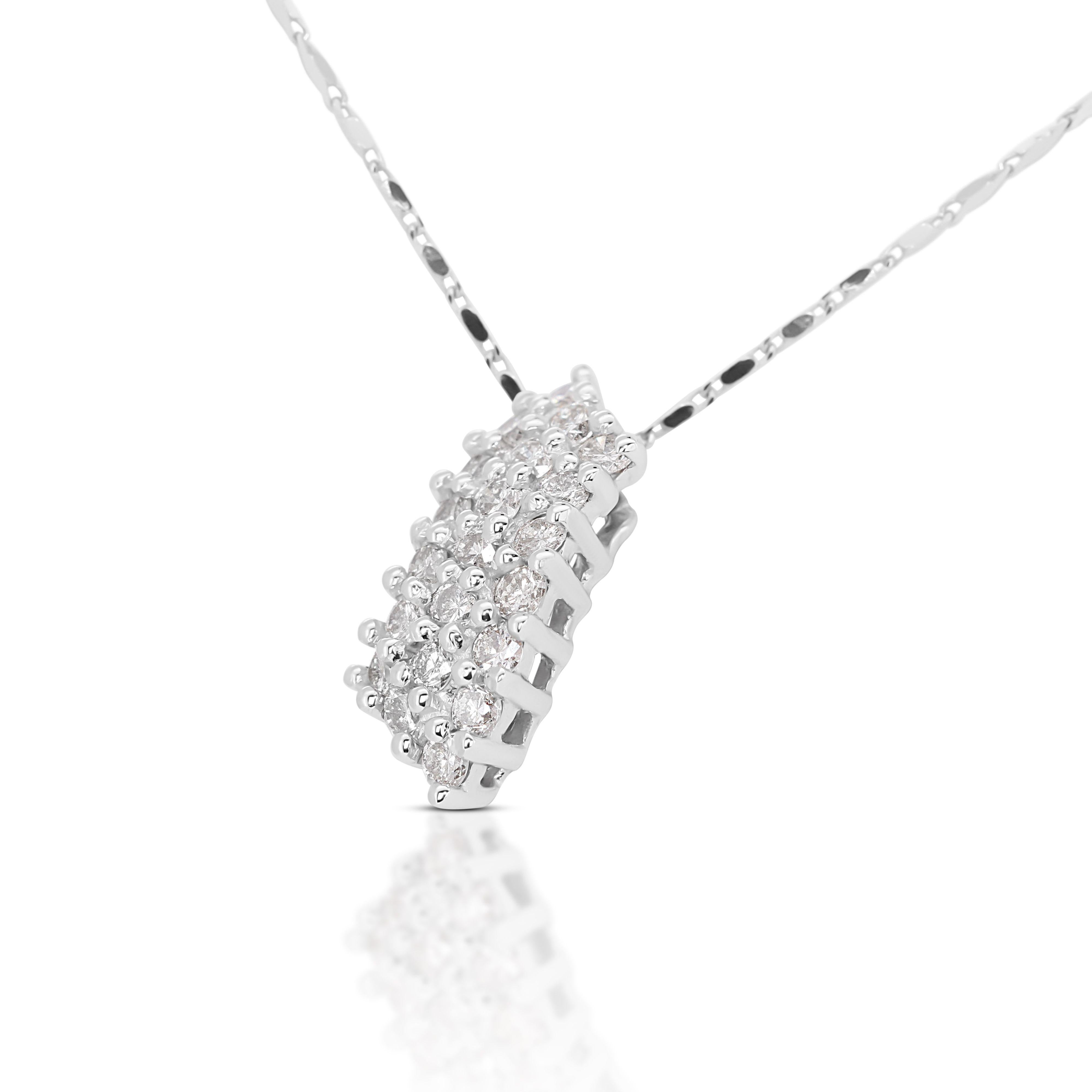 Elegant 18k White Gold Diamond Necklace In New Condition For Sale In רמת גן, IL