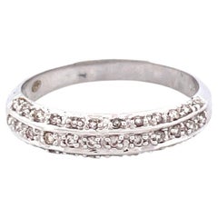 Elegant 18k White Gold Diamond Ring