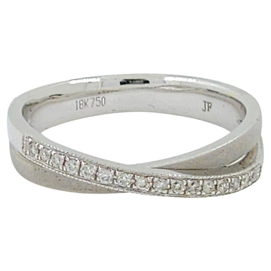 Elegant 18K White Gold Diamond Wedding Band - 0.11ct Sparkle For Sale