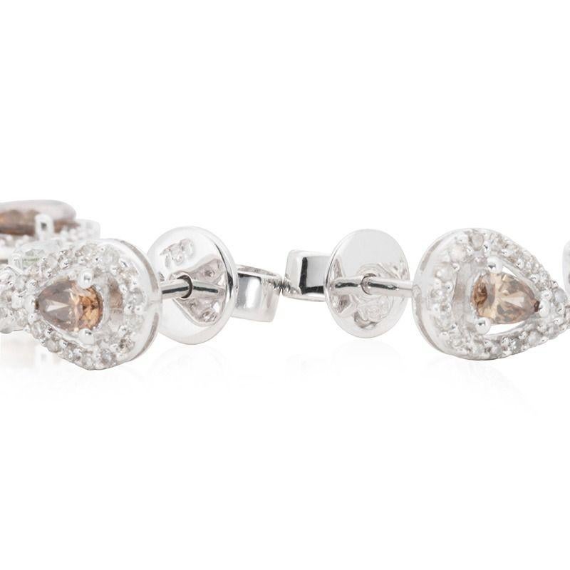 Women's Elegant 18k White Gold Drop Earrings with 1.64 ct Natural Diamonds NGI Cert For Sale