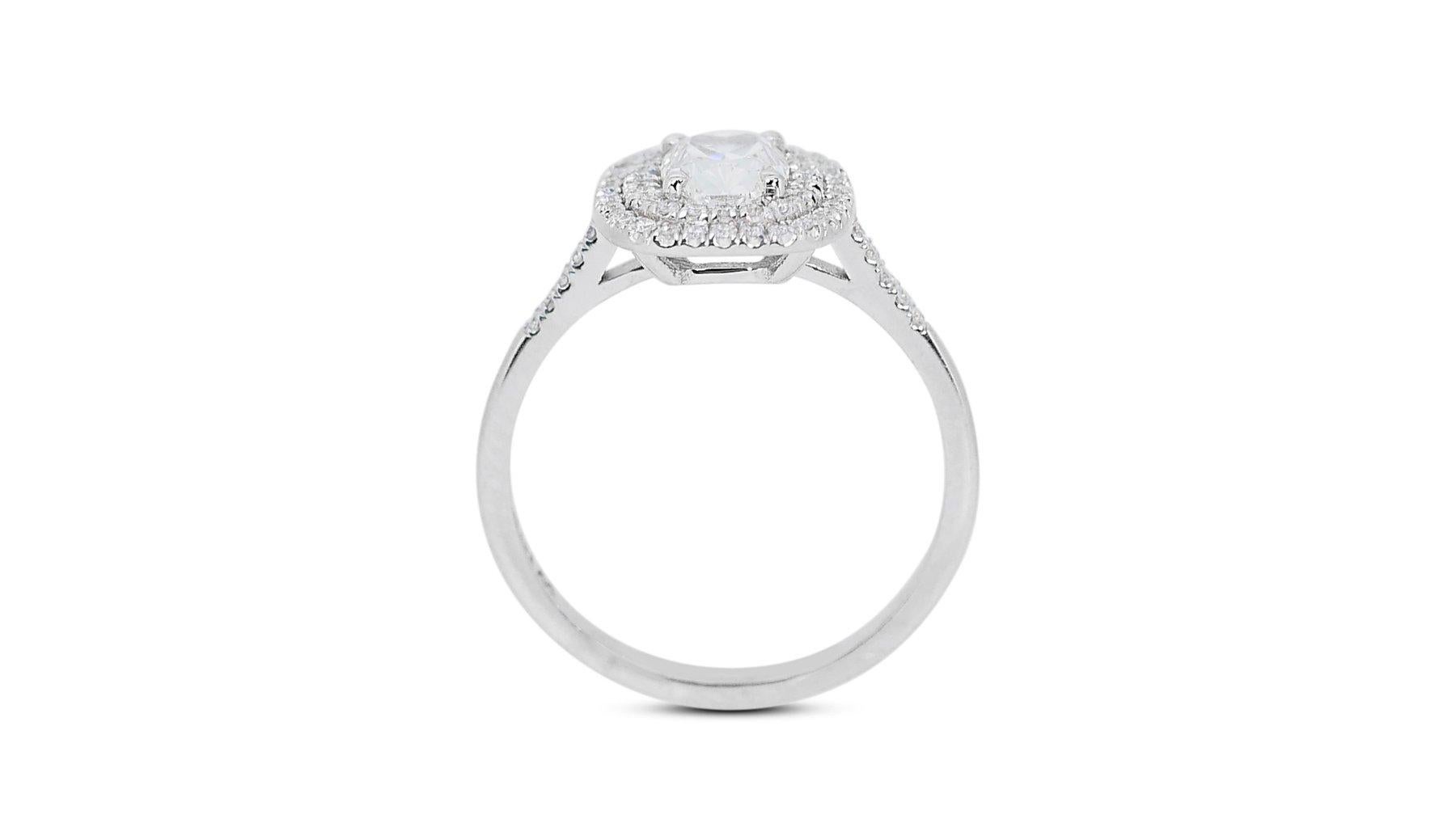 Elegant 18K White Gold Halo Natural Diamond Ring w/ 1.22ct - GIA Certified  In New Condition For Sale In רמת גן, IL
