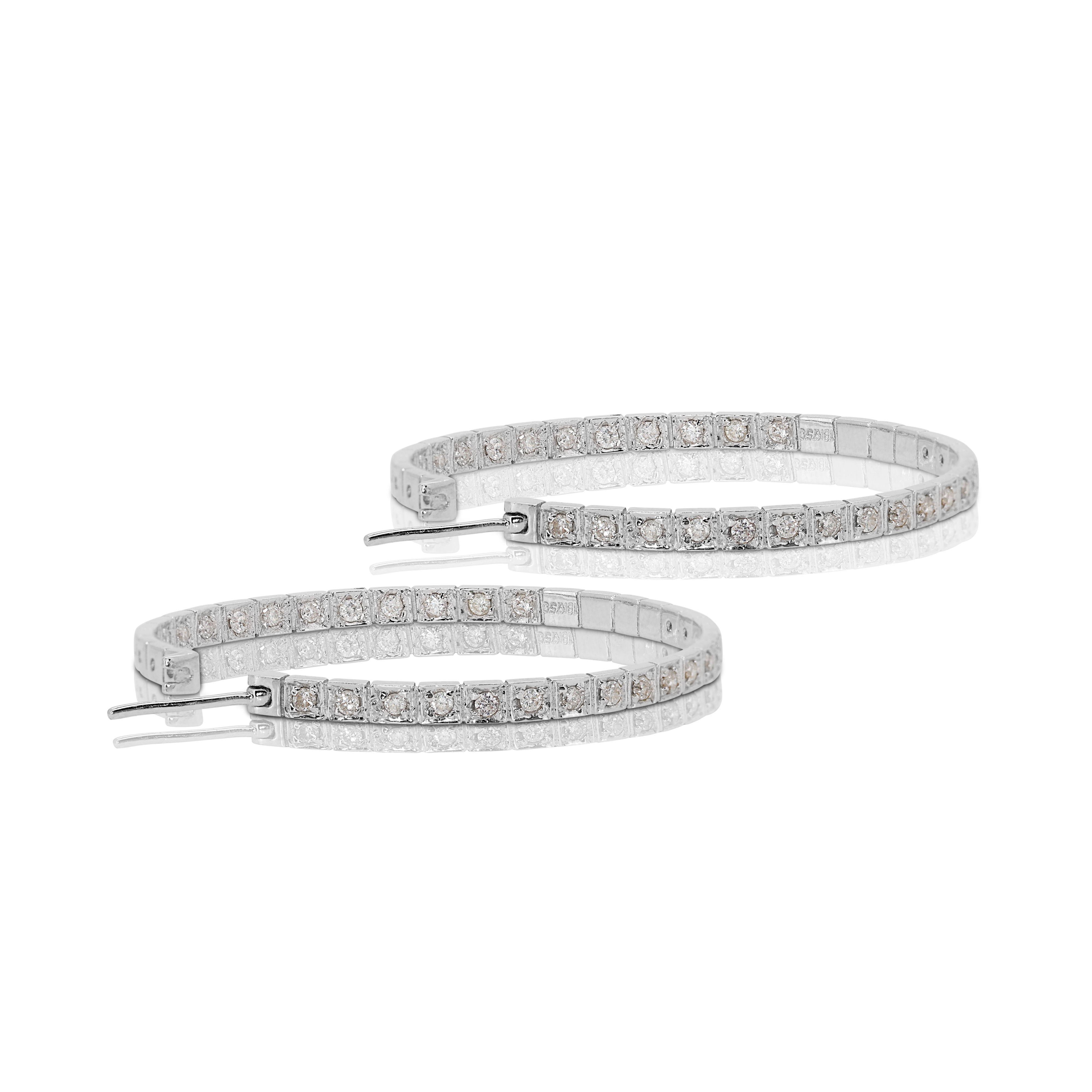 Elegant 18k White Gold Hoop Earrings with 1.36 Carat Weight of Natural Diamonds For Sale 1